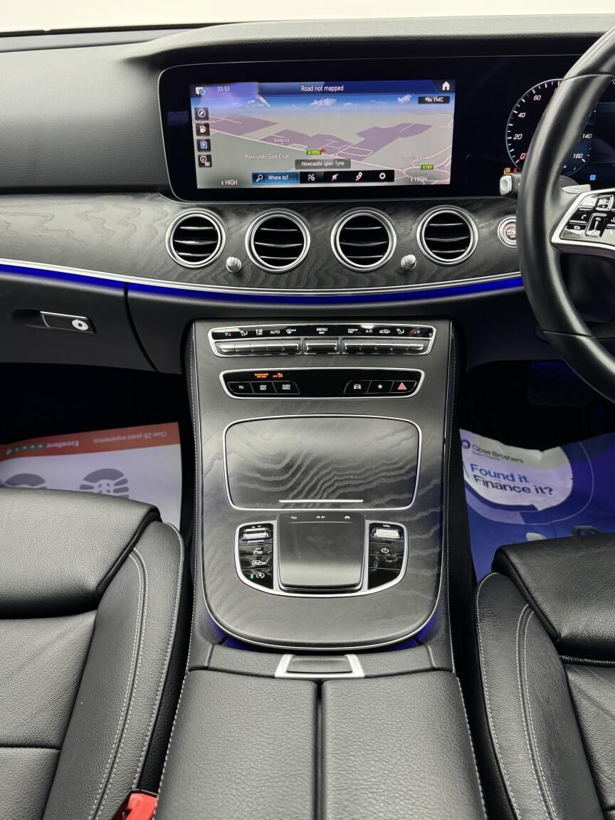 Mercedes-Benz E-Class view 13
