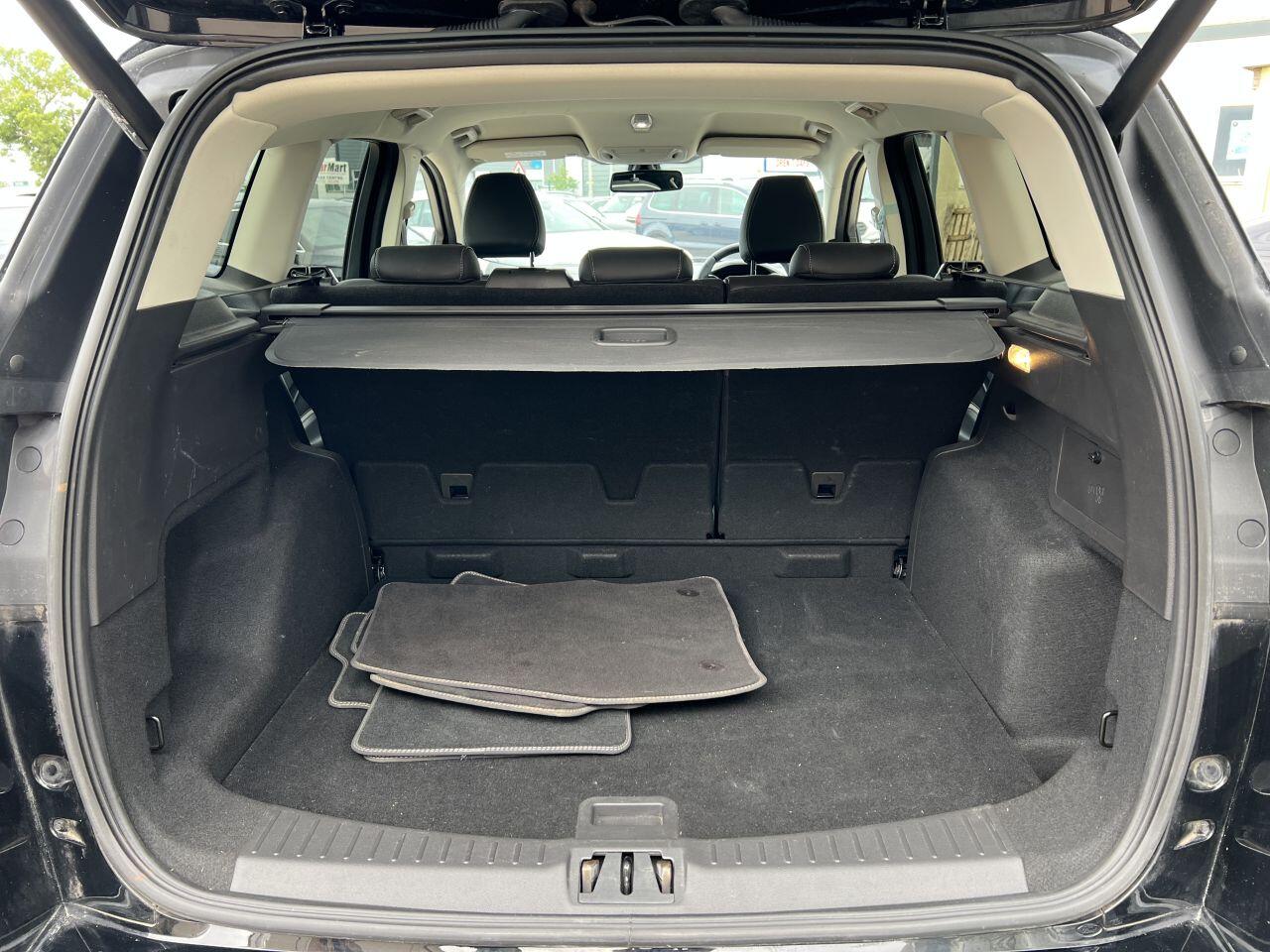 Ford Kuga view 9