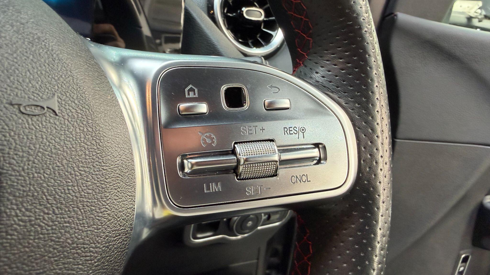 Mercedes-Benz B-Class view 15