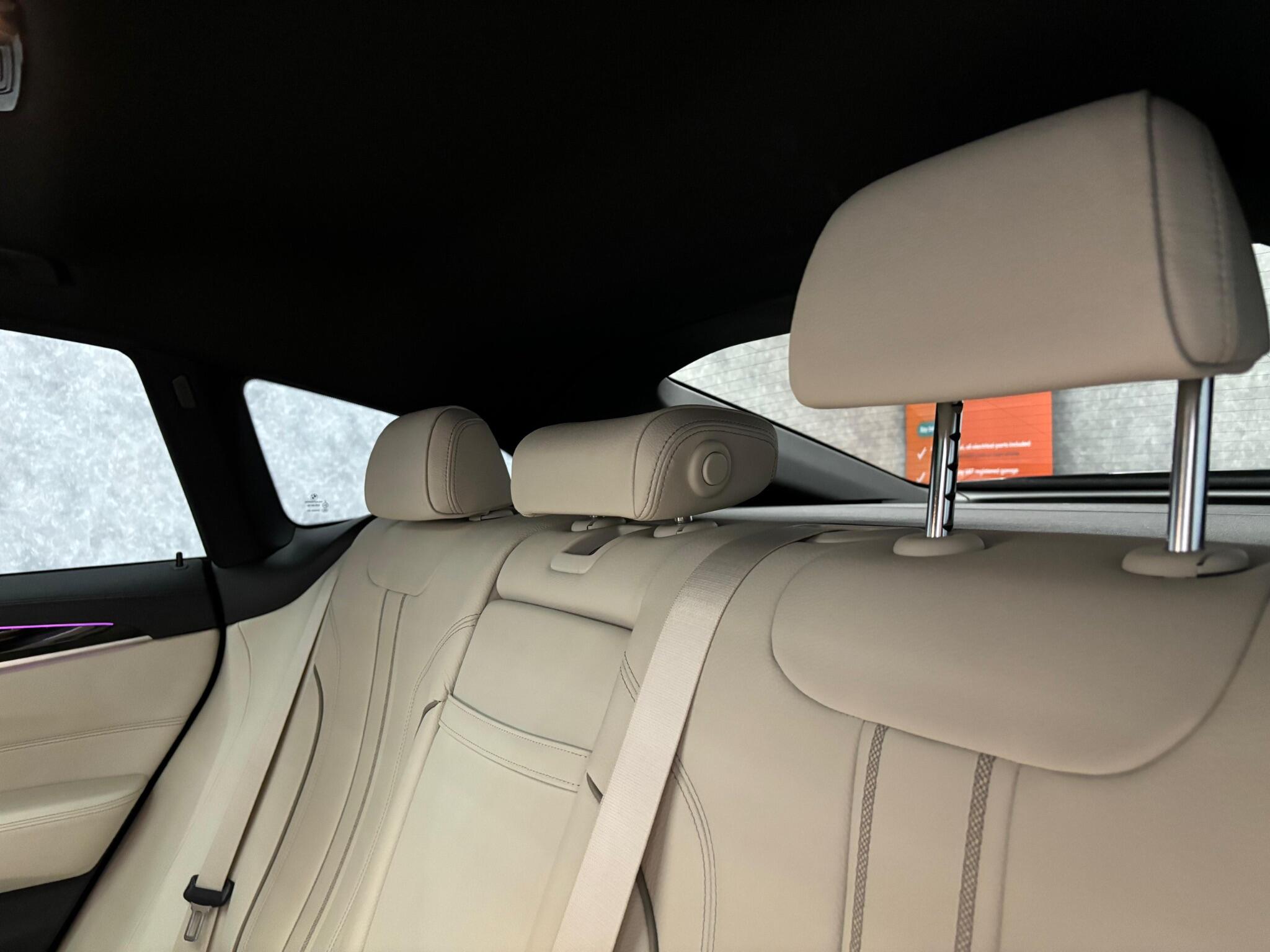 BMW 6 Series Gran Turismo view 16