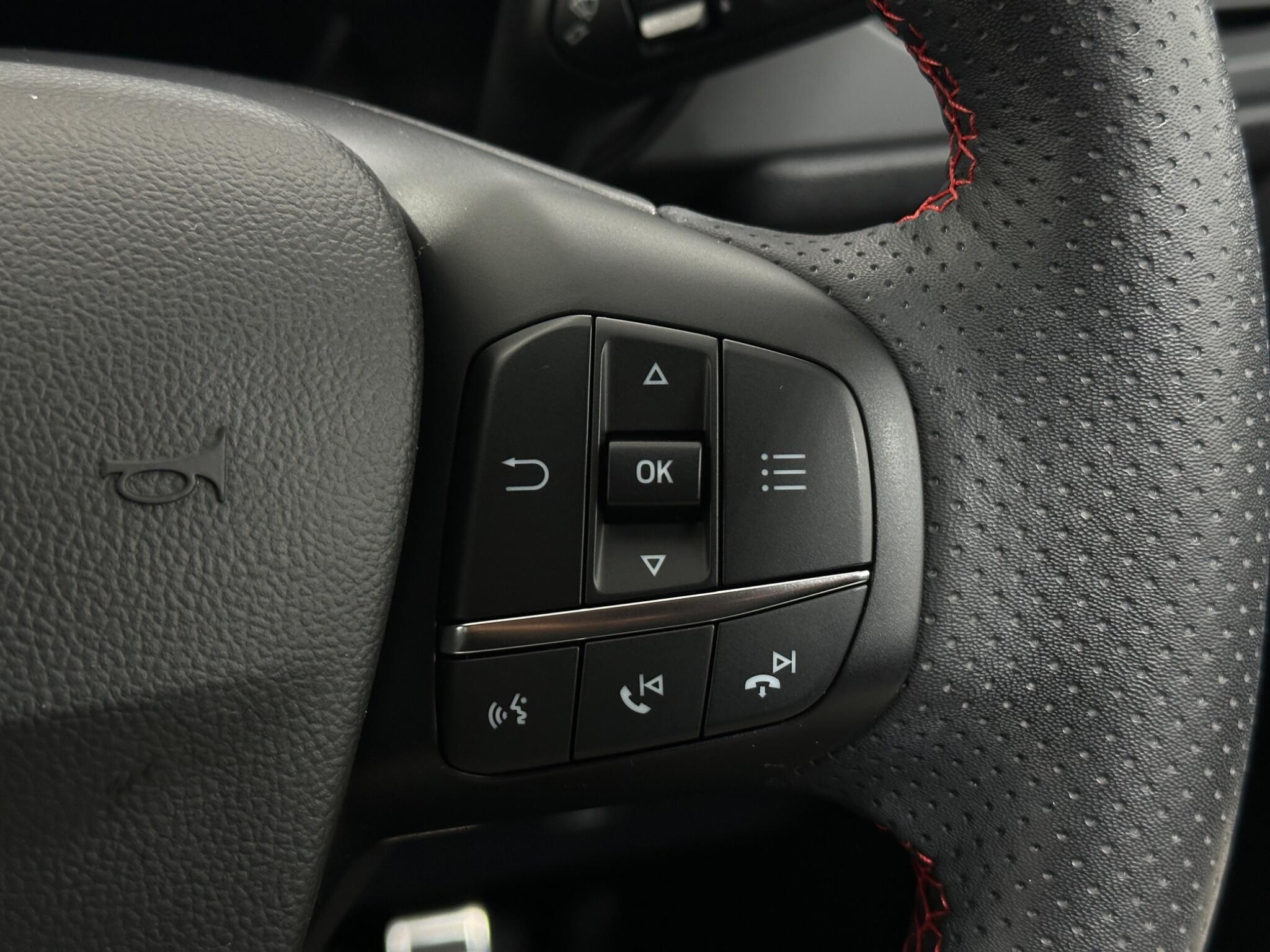 Ford Kuga view 16