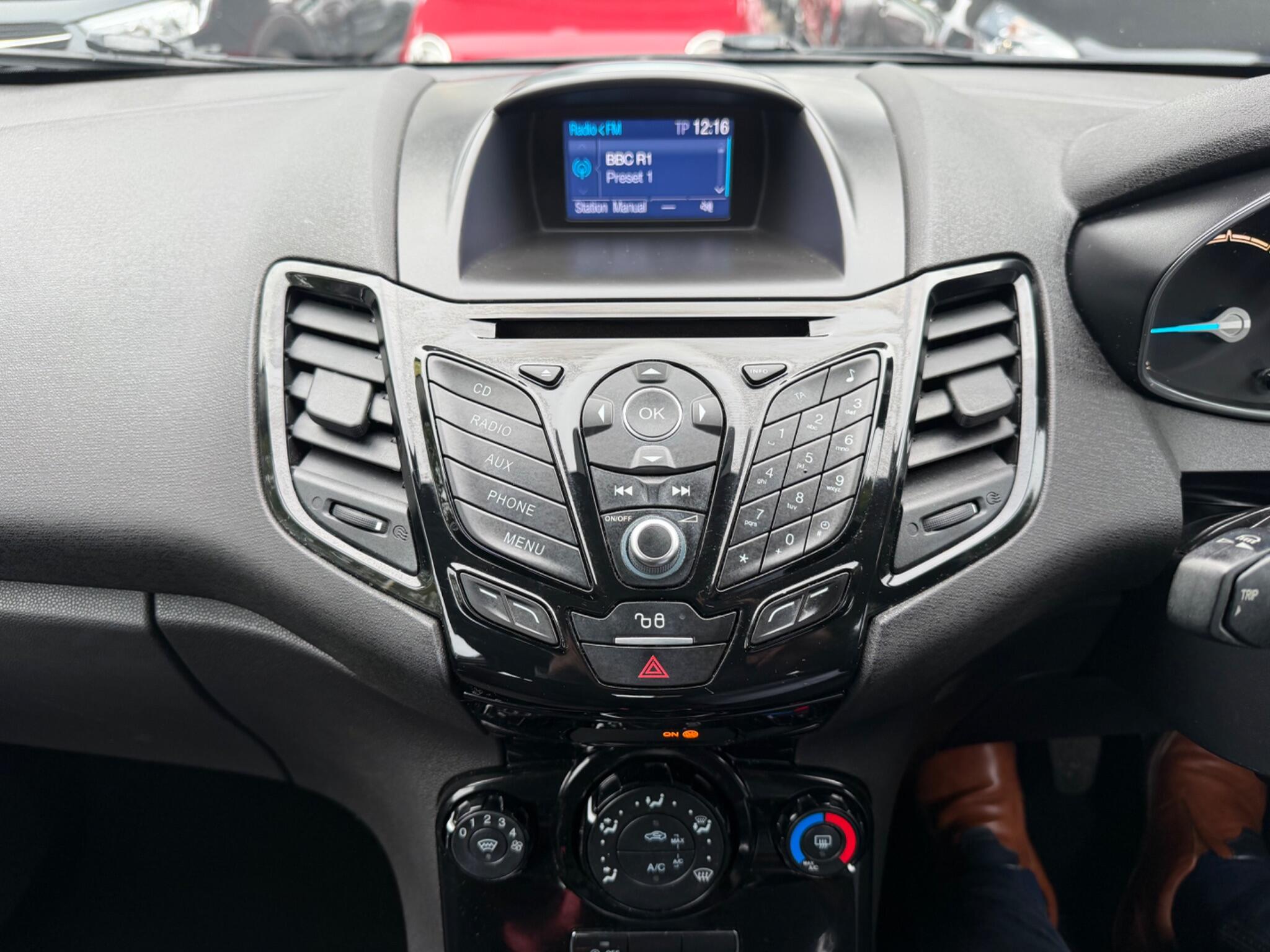 Ford Fiesta view 47