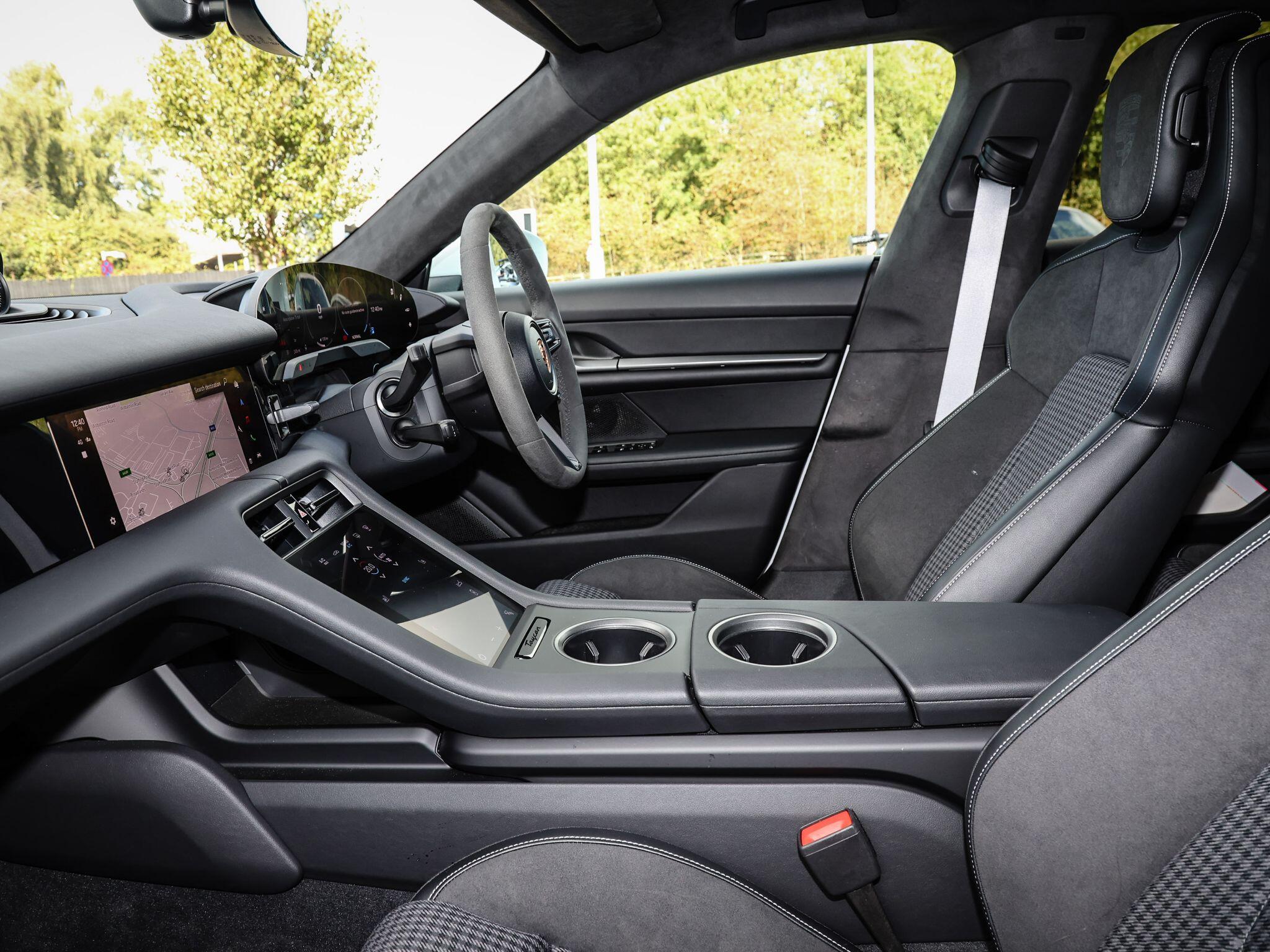 Porsche Taycan view 43