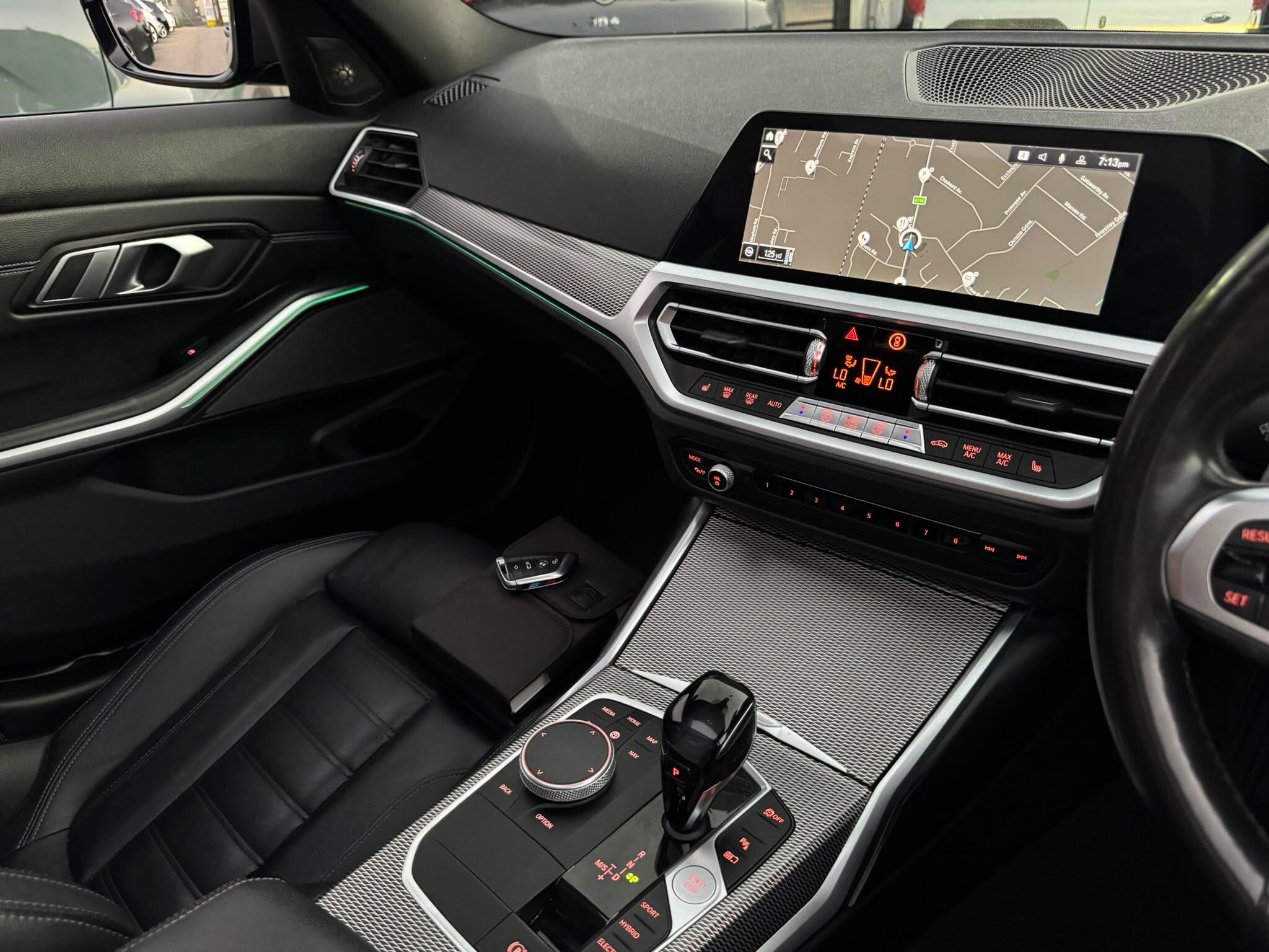 BMW 3 Series view 79