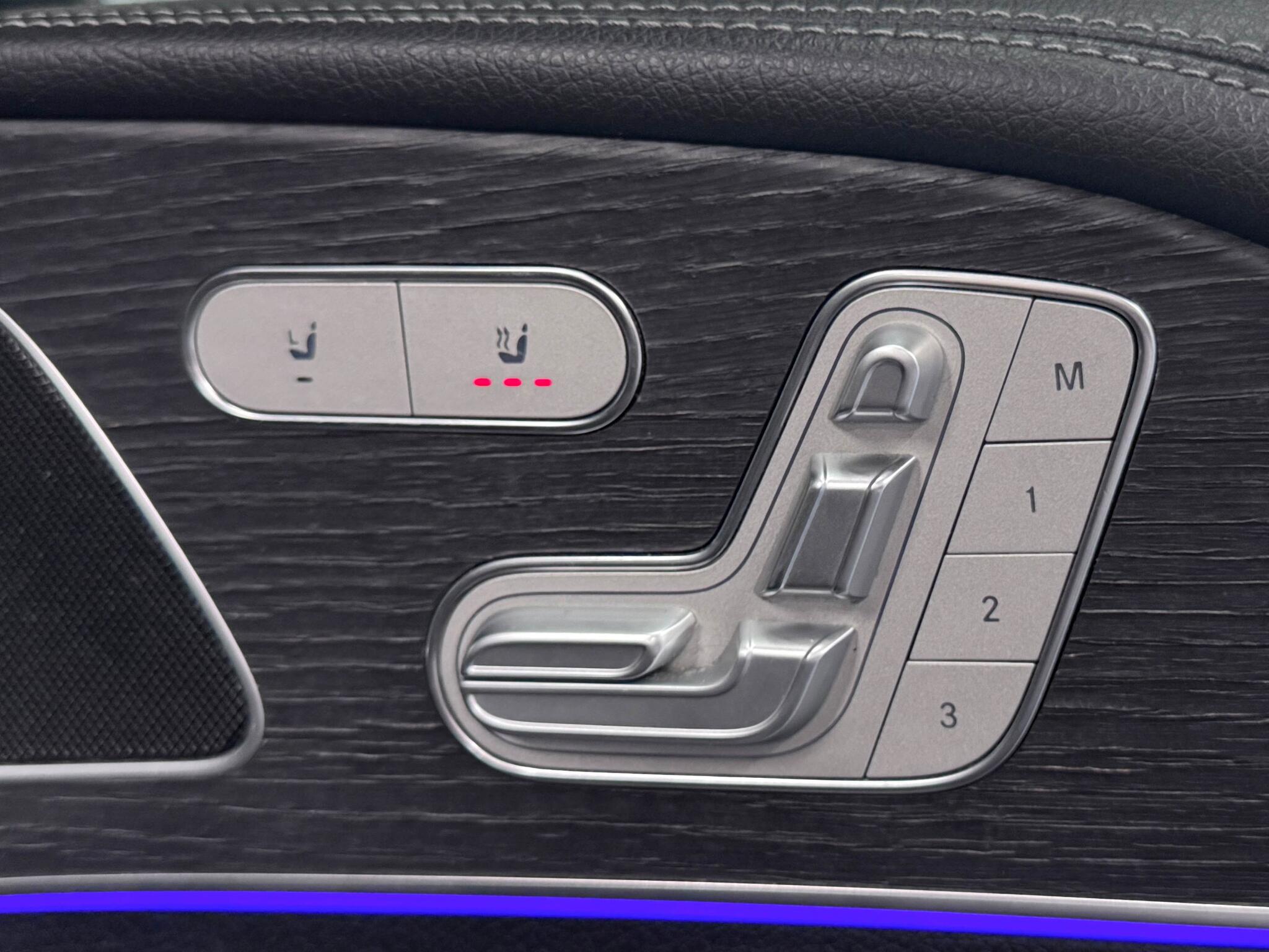 Mercedes-Benz GLE view 17