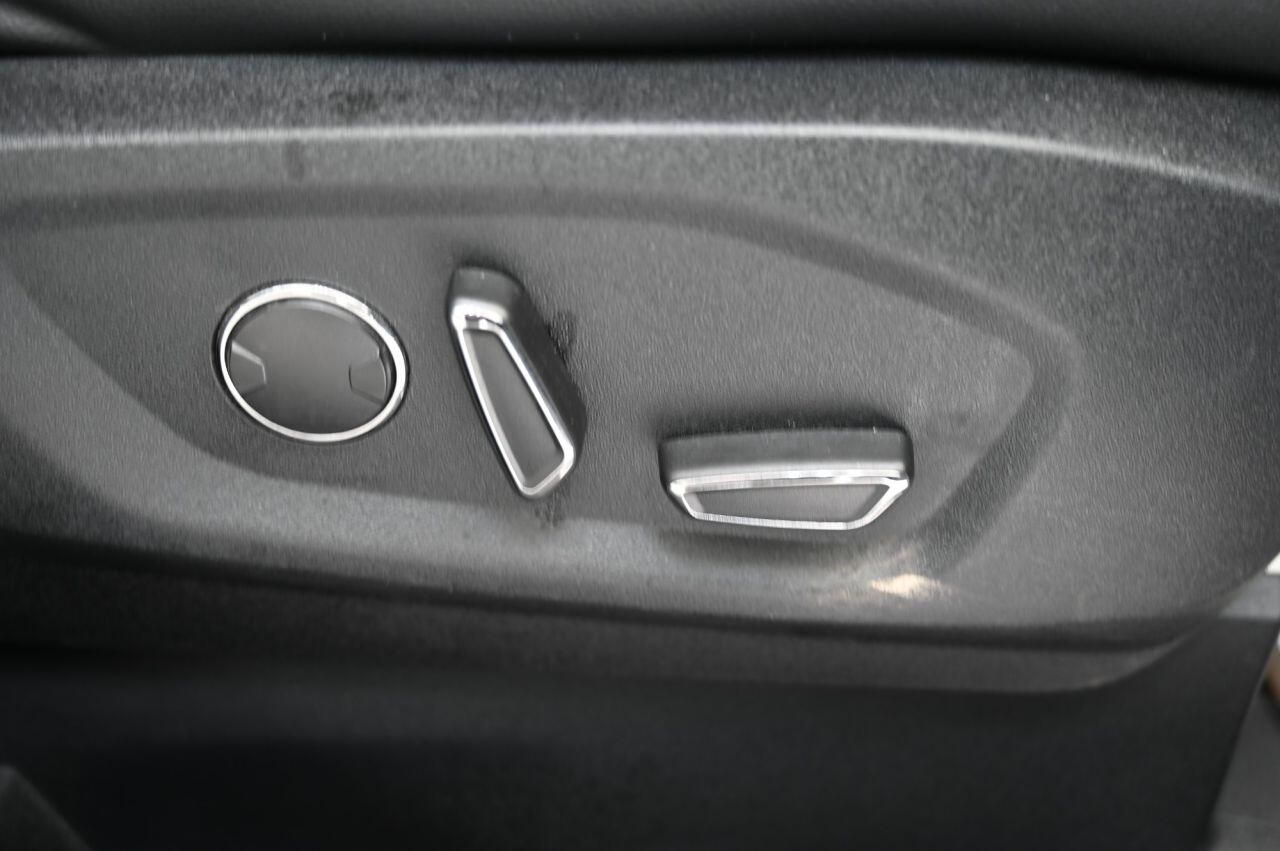 Ford Galaxy view 39