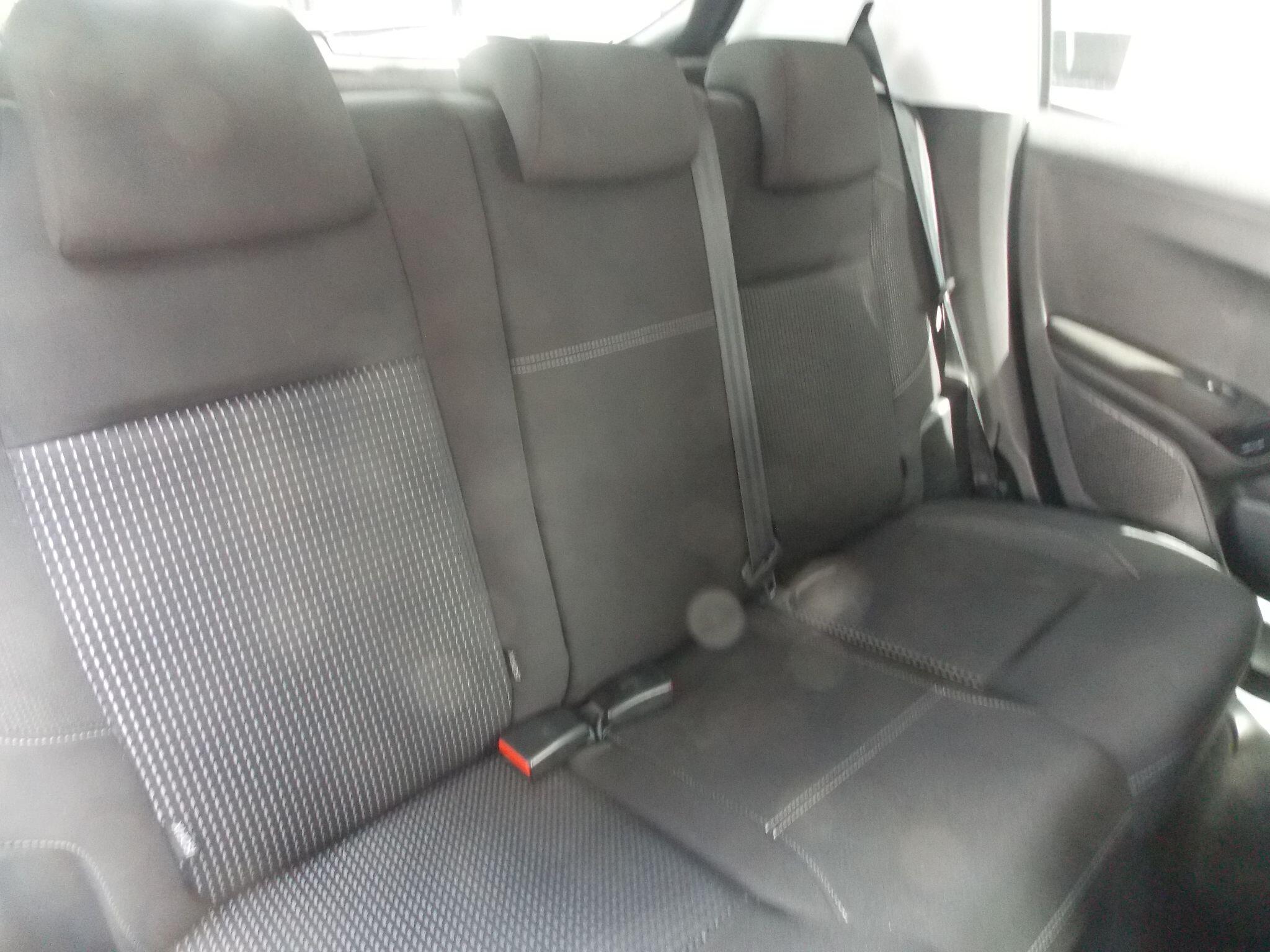 Peugeot 208 view 26