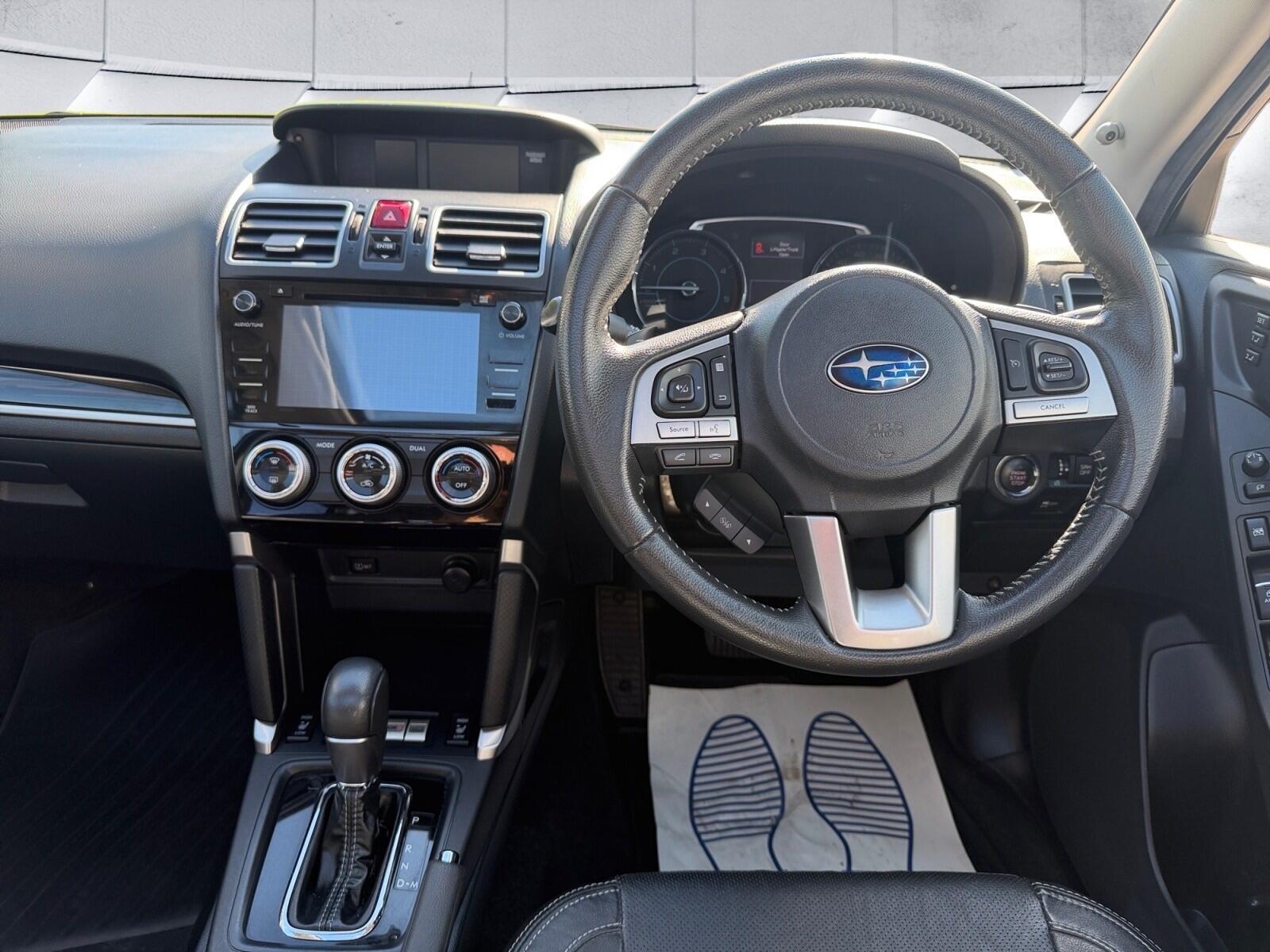 Subaru Forester view 14