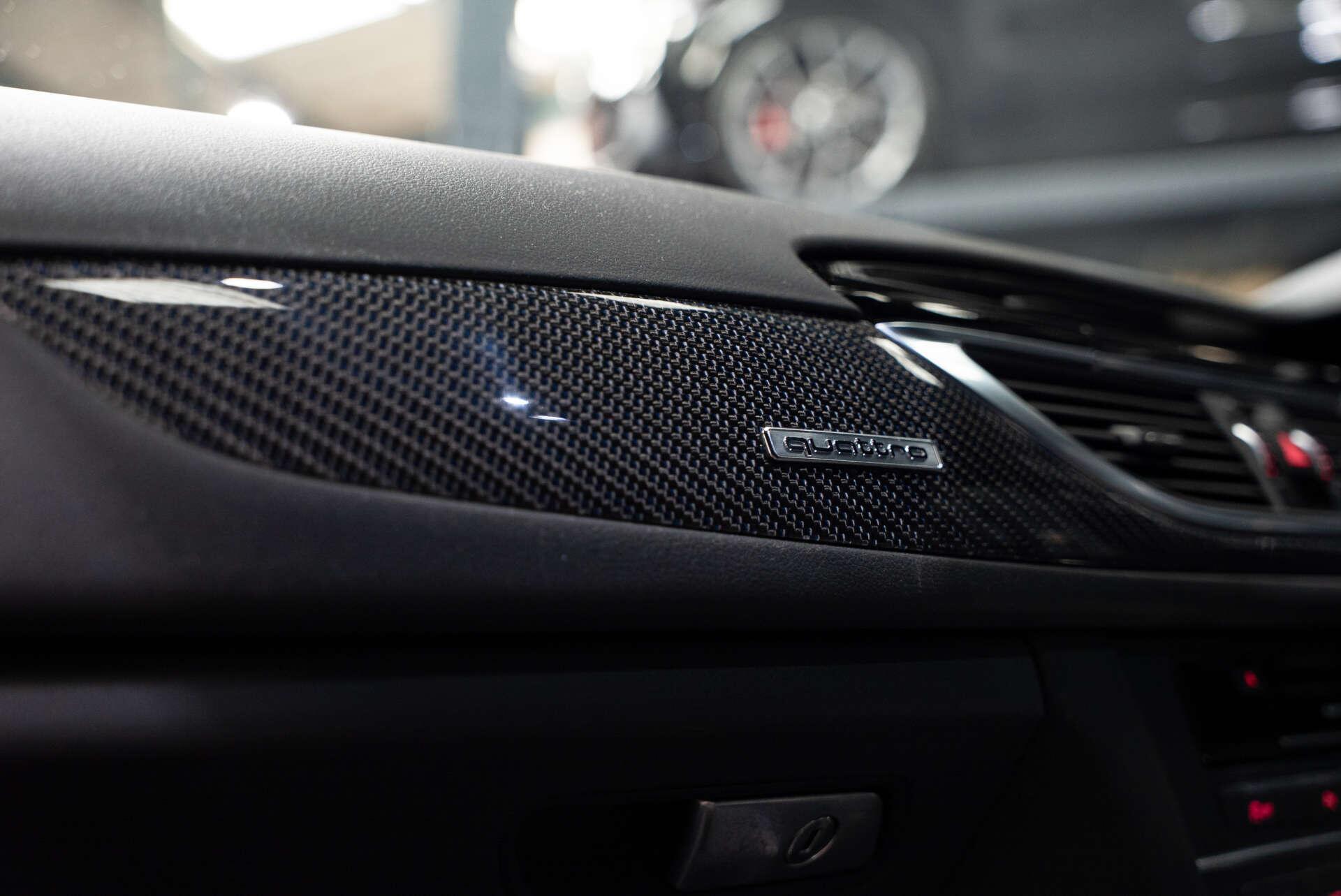 Audi RS6 Avant view 20