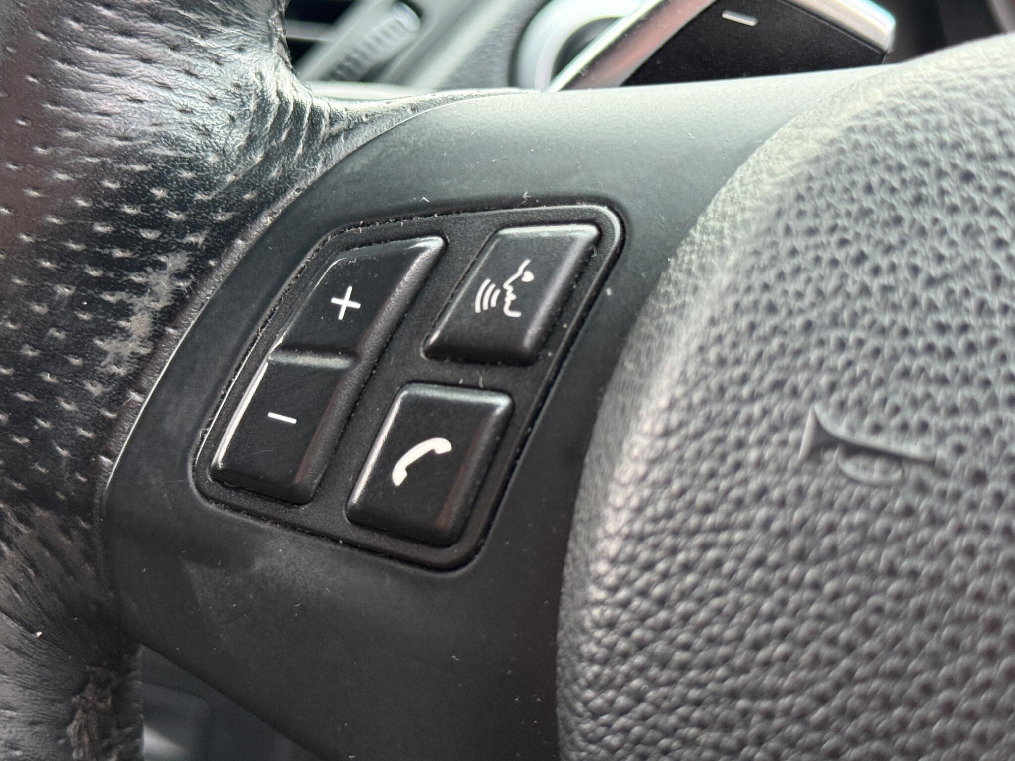 BMW X1 - Image 78