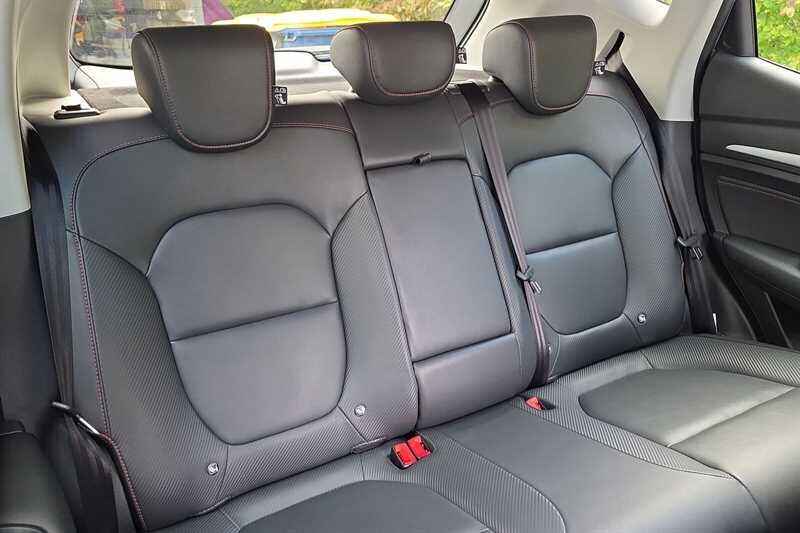 MG ZS view 23