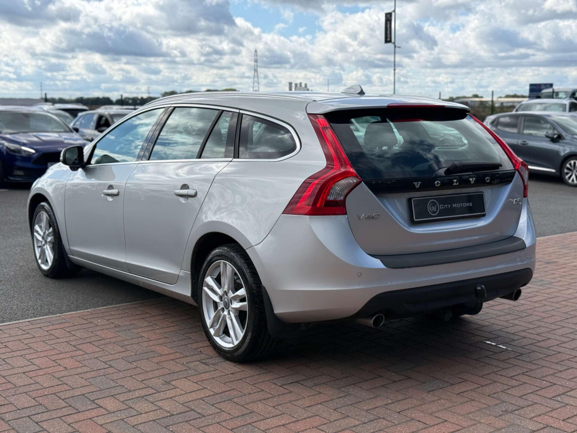 Volvo V60 view 28