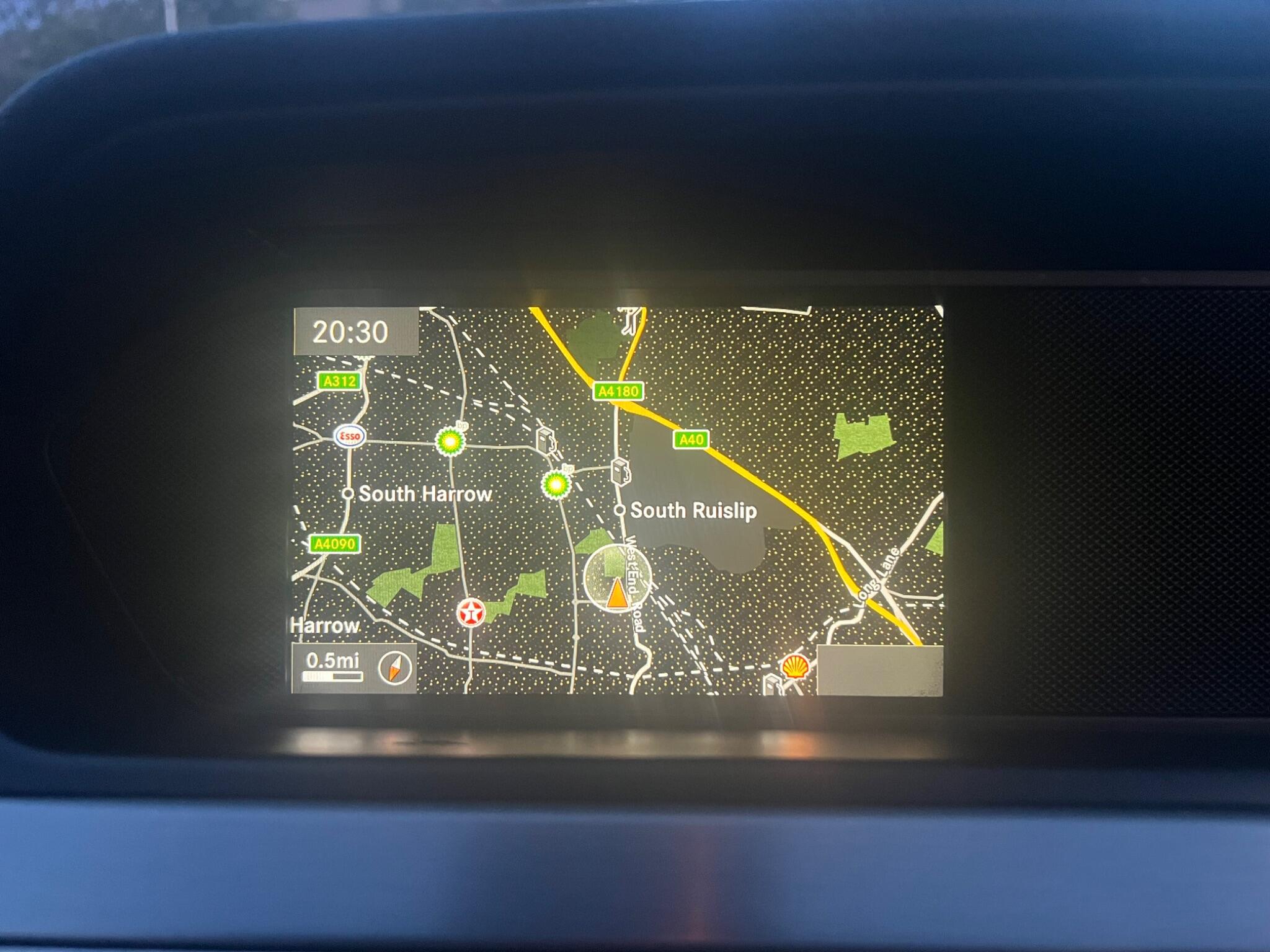 Mercedes-Benz C-Class view 39
