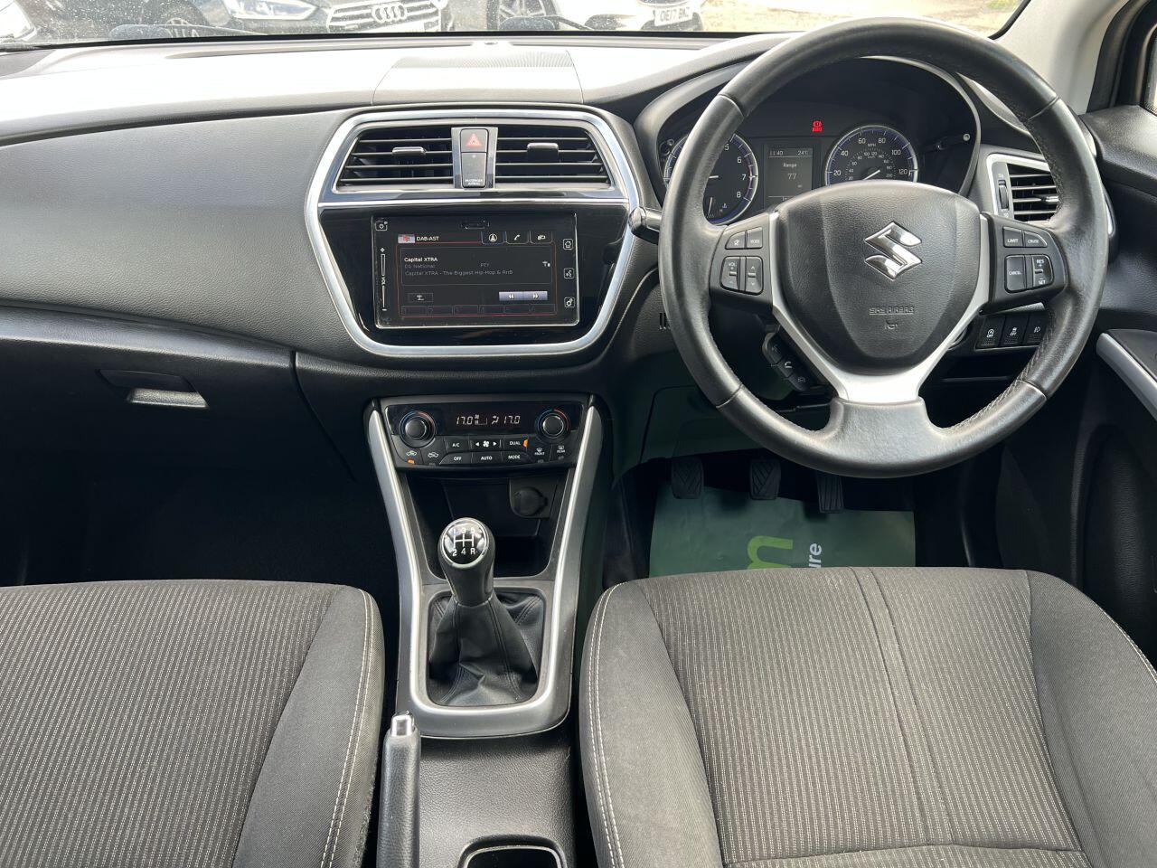 Suzuki SX4 S-Cross view 27