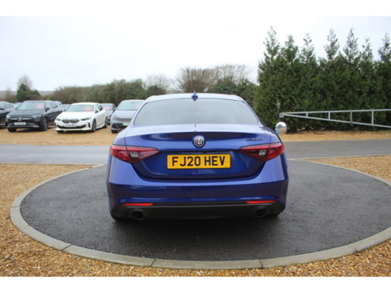 Alfa Romeo Giulia view 11