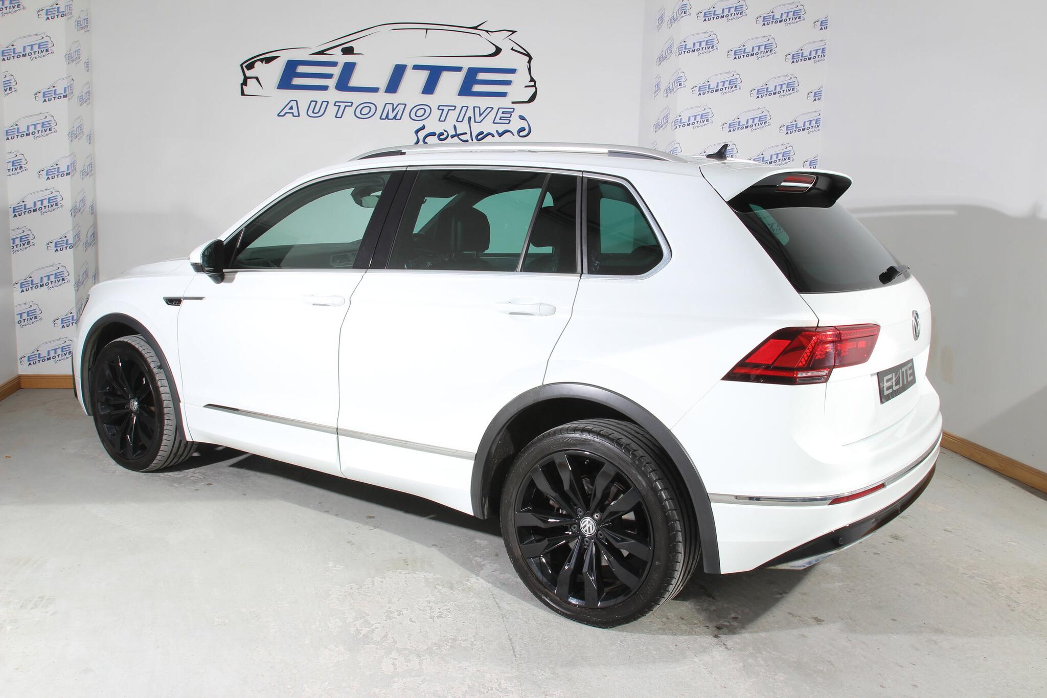 Volkswagen Tiguan view 9