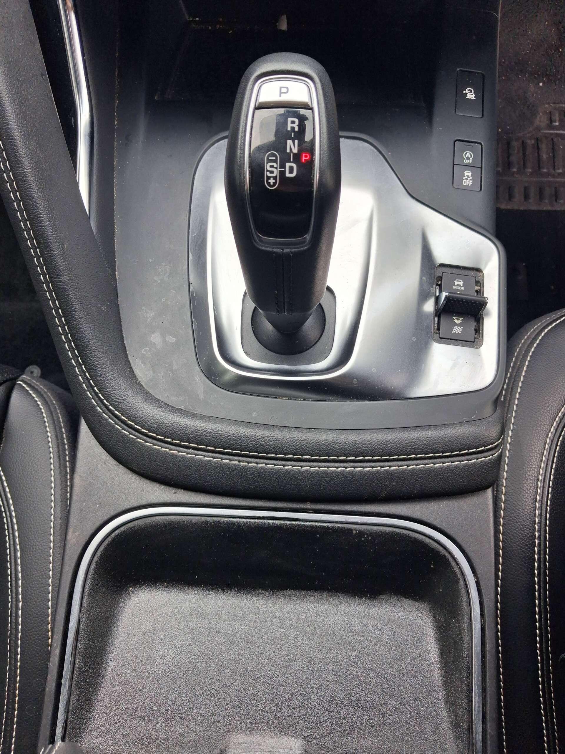 Jaguar E-Pace view 31