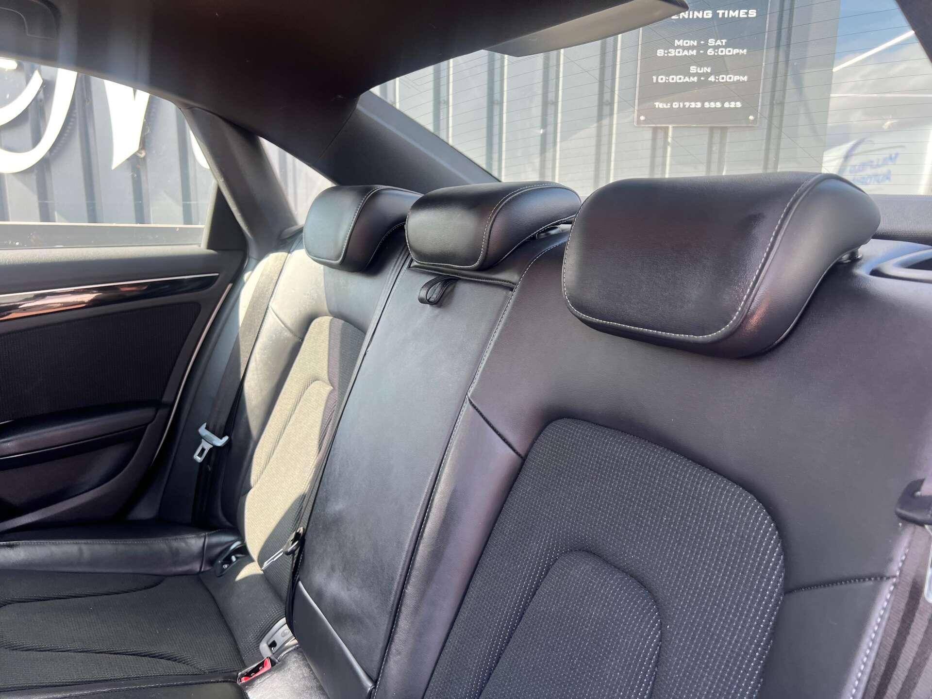 Audi A4 view 35