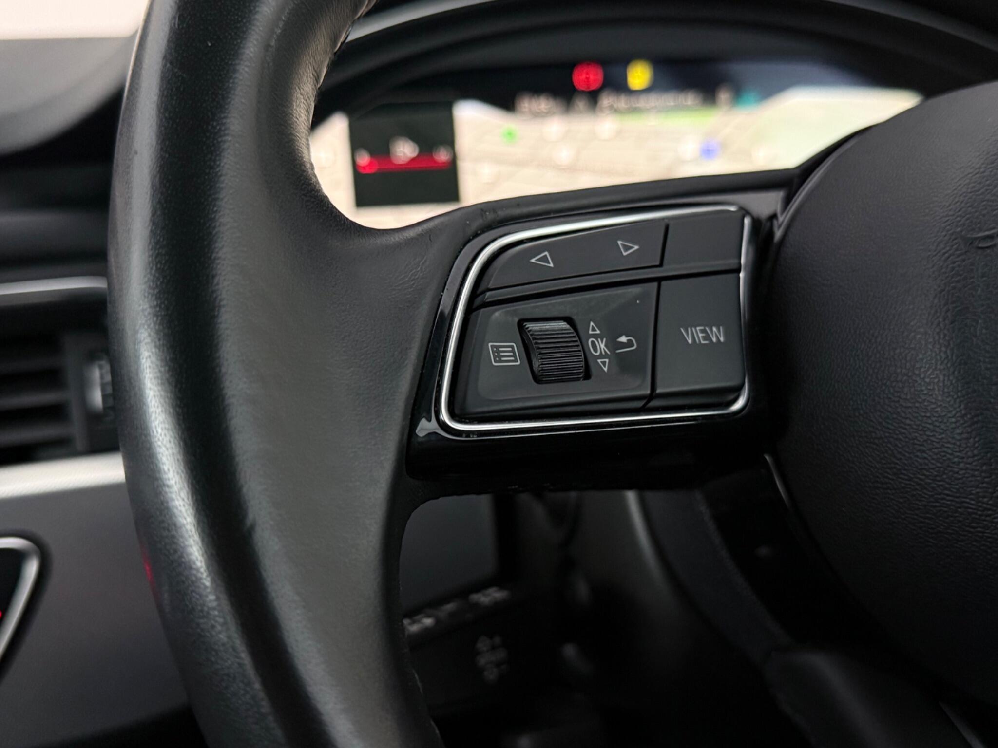 Audi A4 view 13