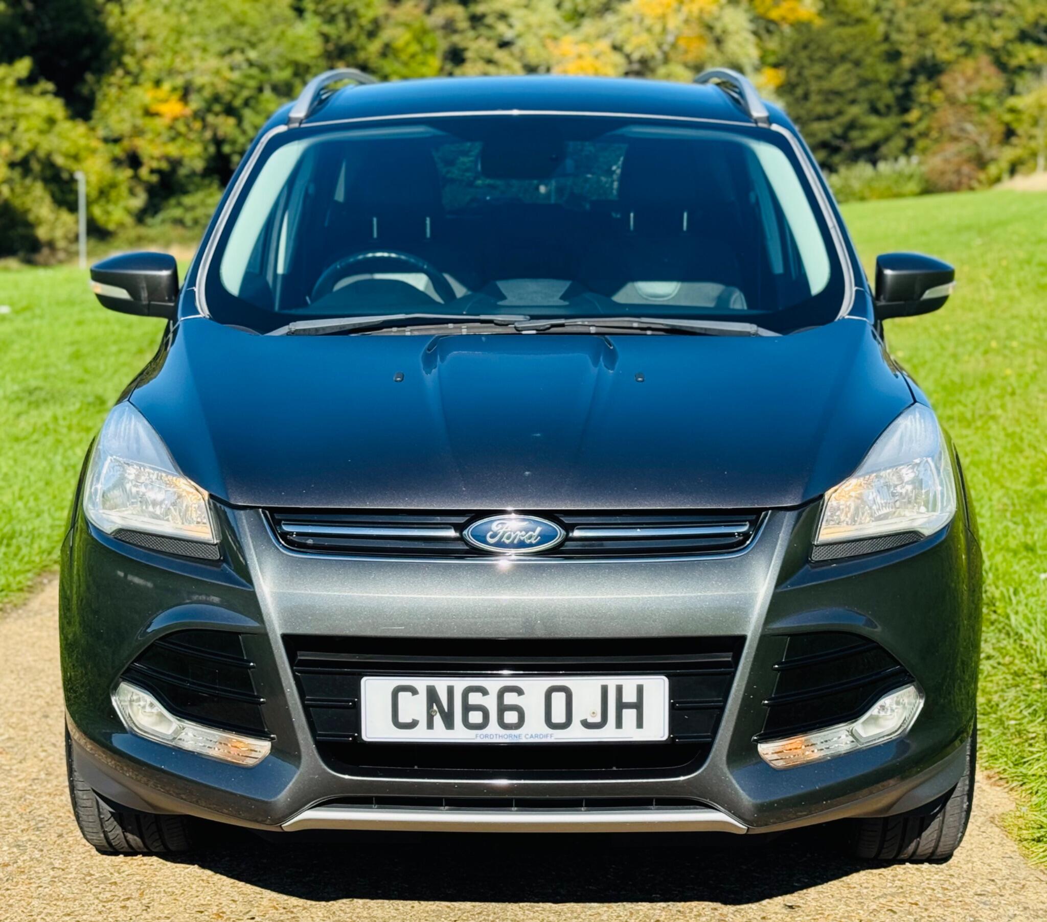 2016 Ford Kuga 2.0 TDCi Titanium 2WD Euro 6 (s/s) 5dr • 49,000 miles image 3