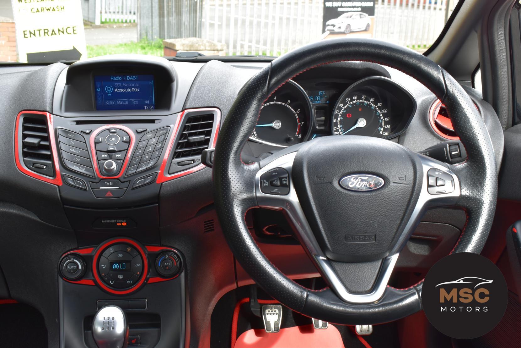Ford Fiesta view 38