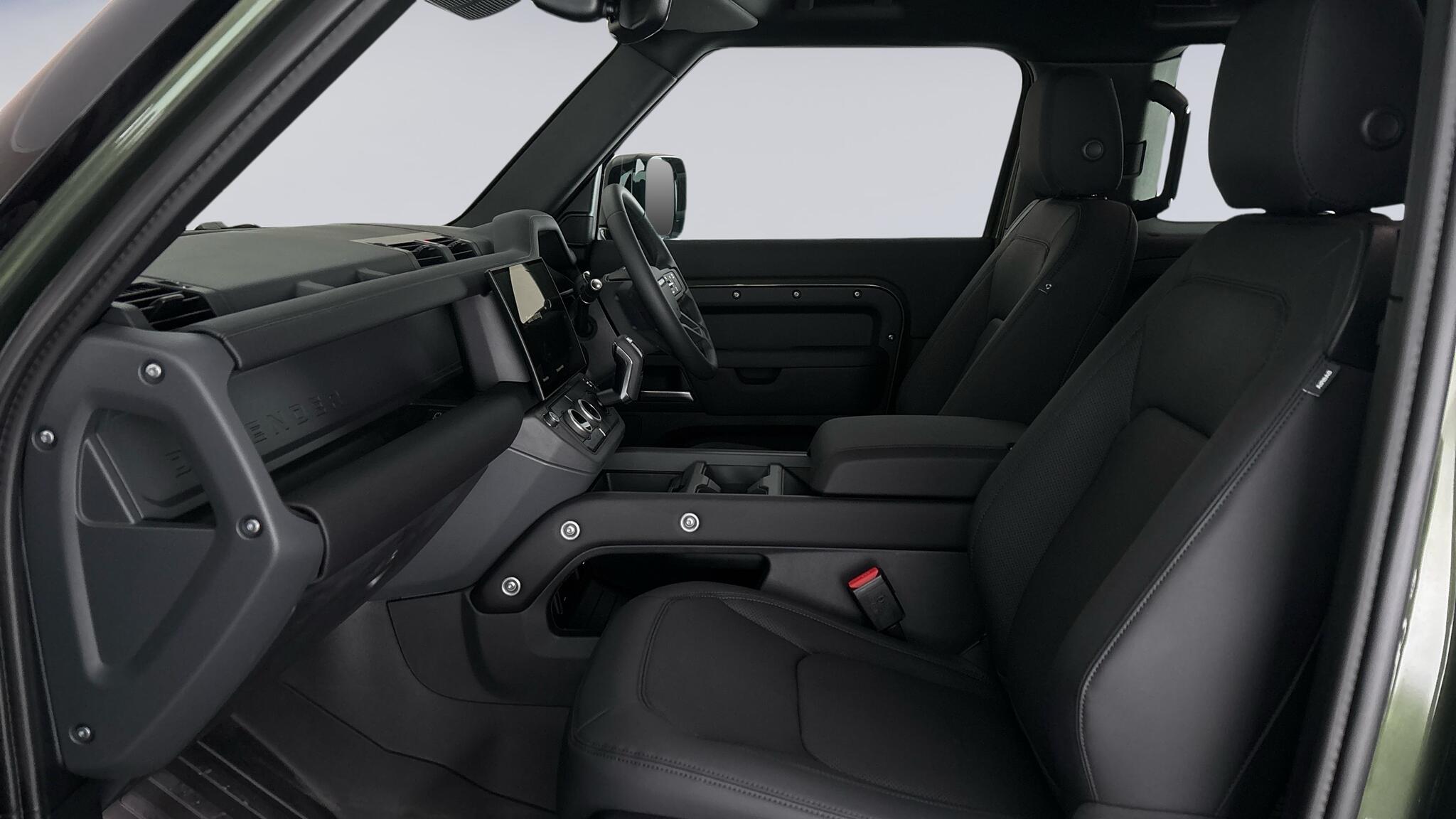 Land Rover Defender view 3