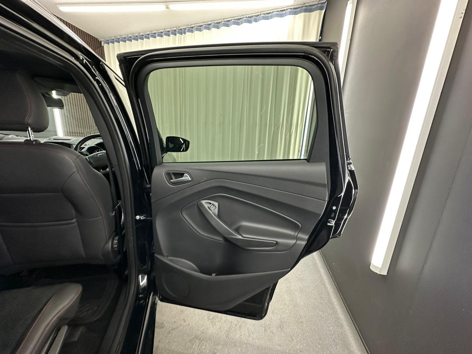 Ford Kuga view 17