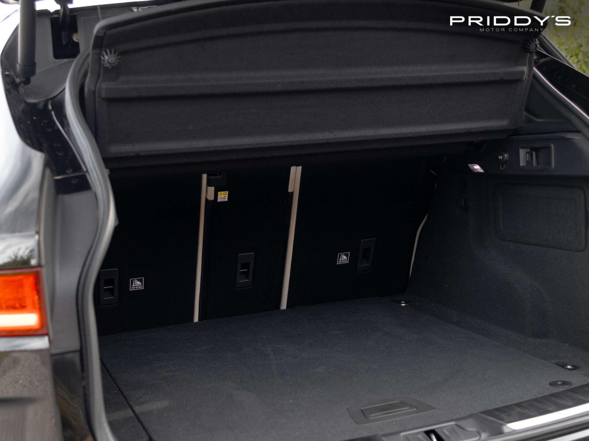 Jaguar F-Pace view 31