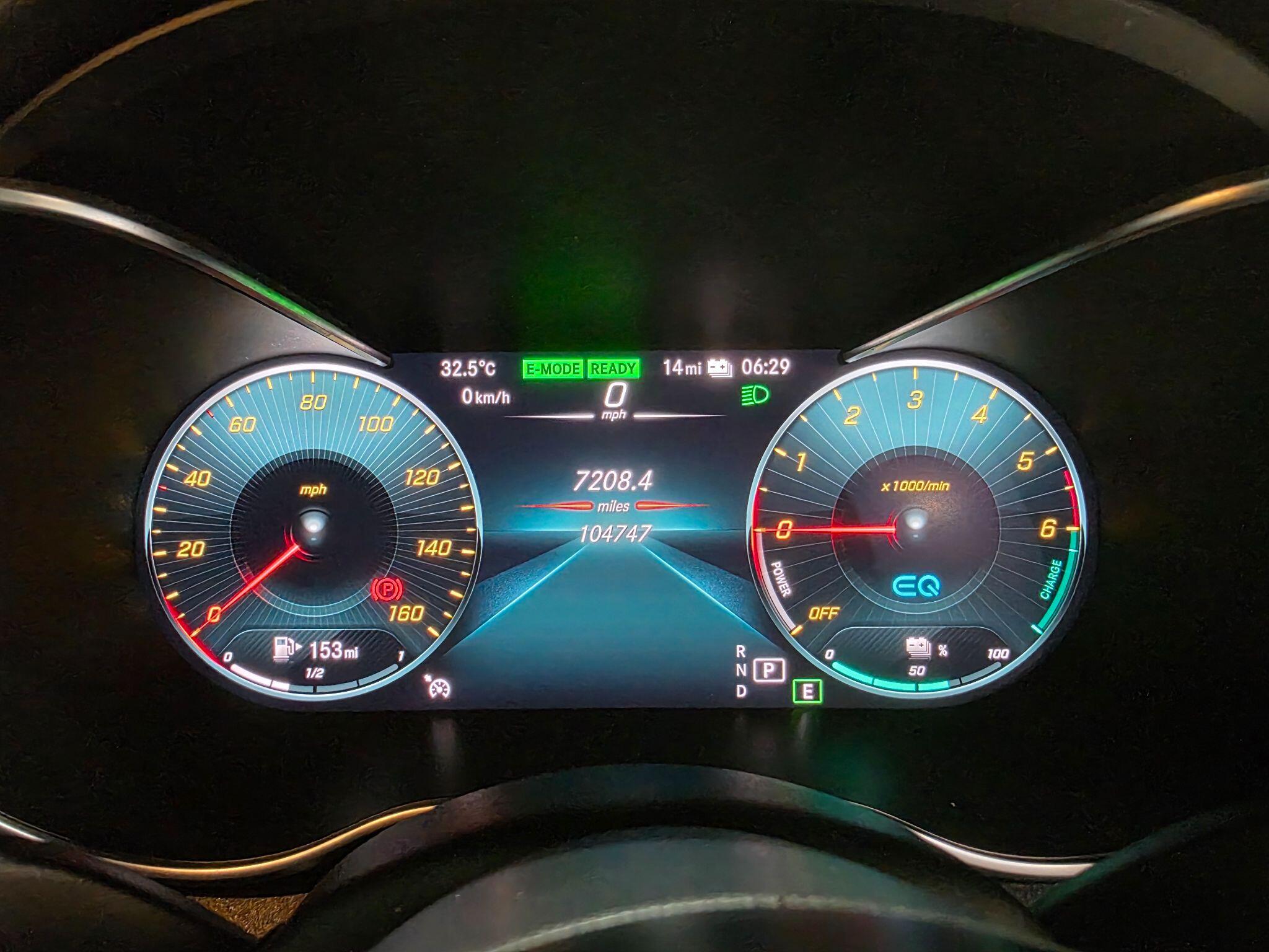 Mercedes-Benz C Class view 12