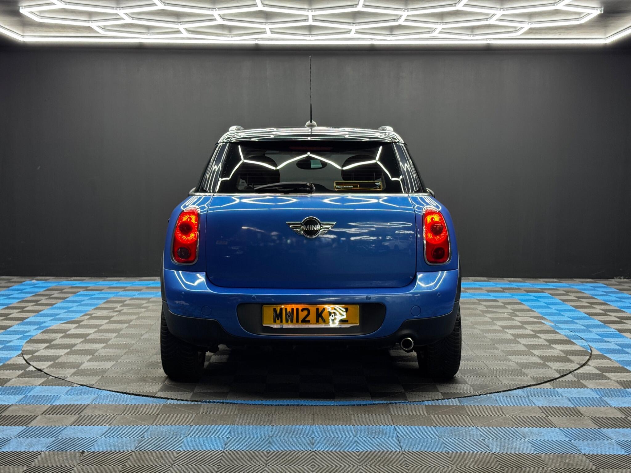 Mini Countryman view 6