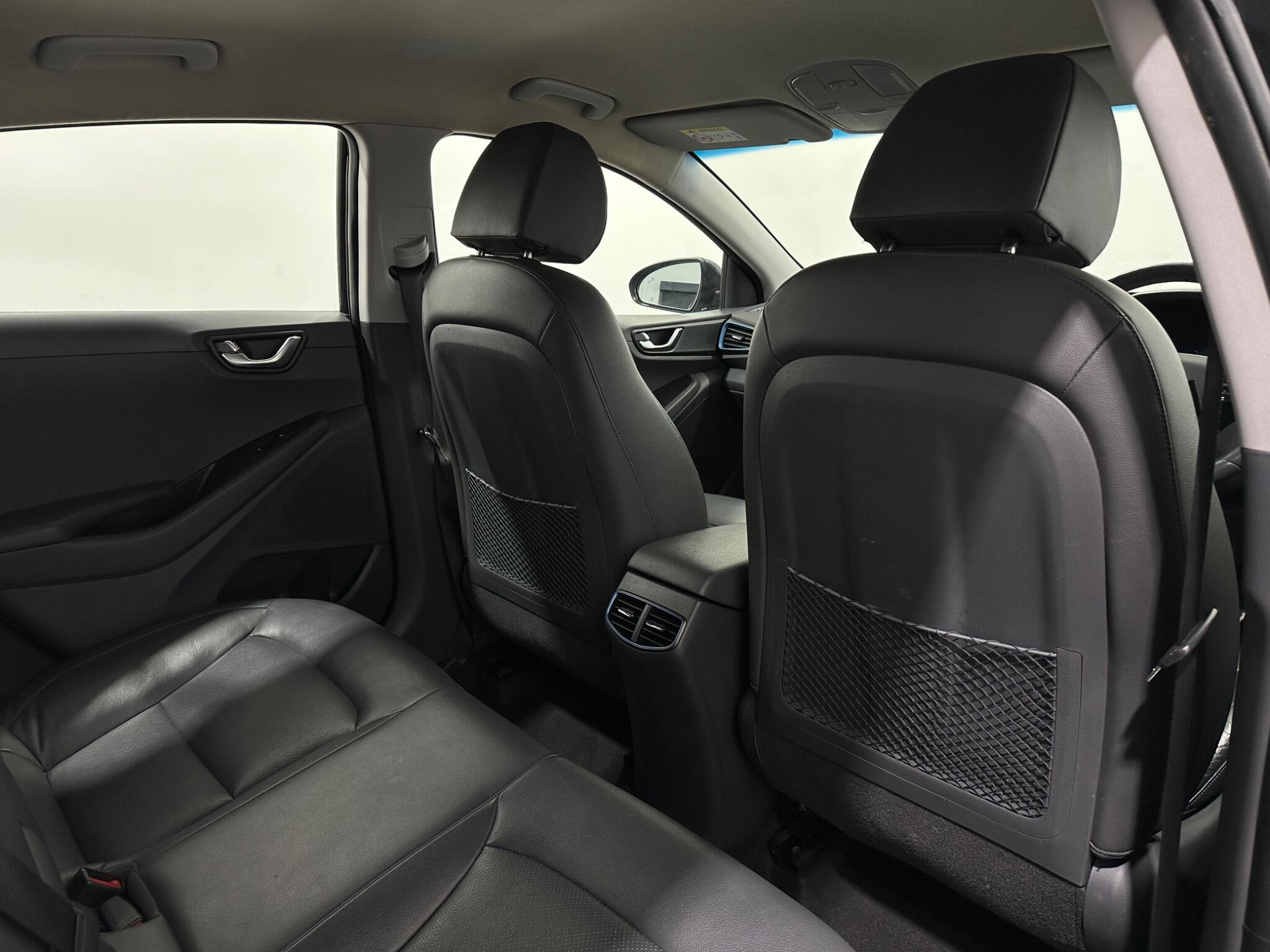 Hyundai IONIQ view 41