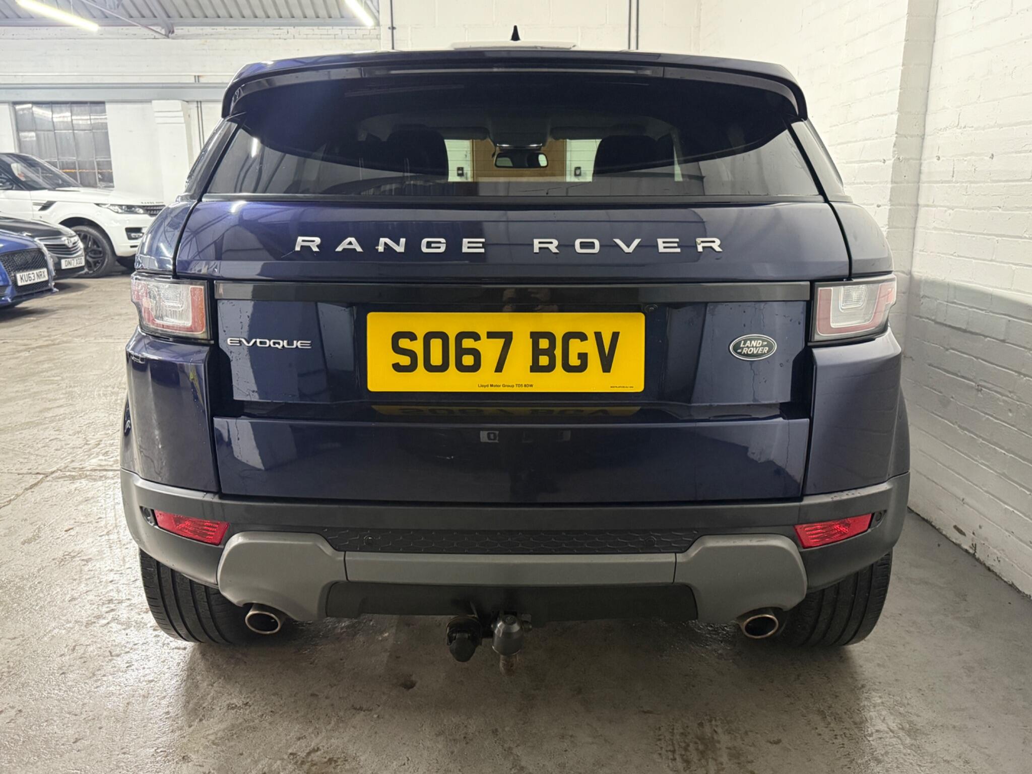 2017 Land Rover Range Rover Evoque 2.0 TD4 SE Tech Auto 4WD Euro 6 (s/s) 5dr • 80,500 miles image 8