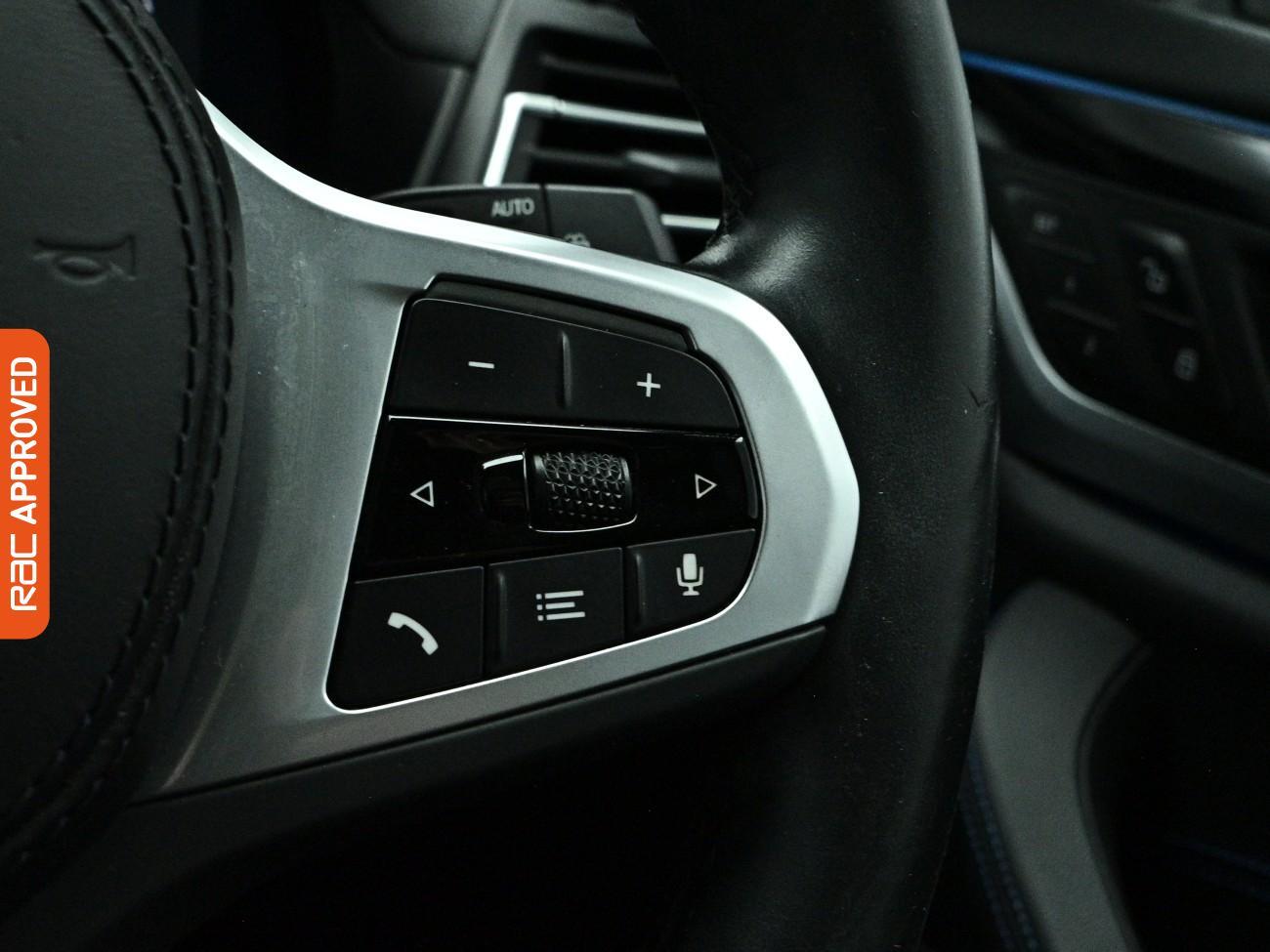 BMW iX3 view 25