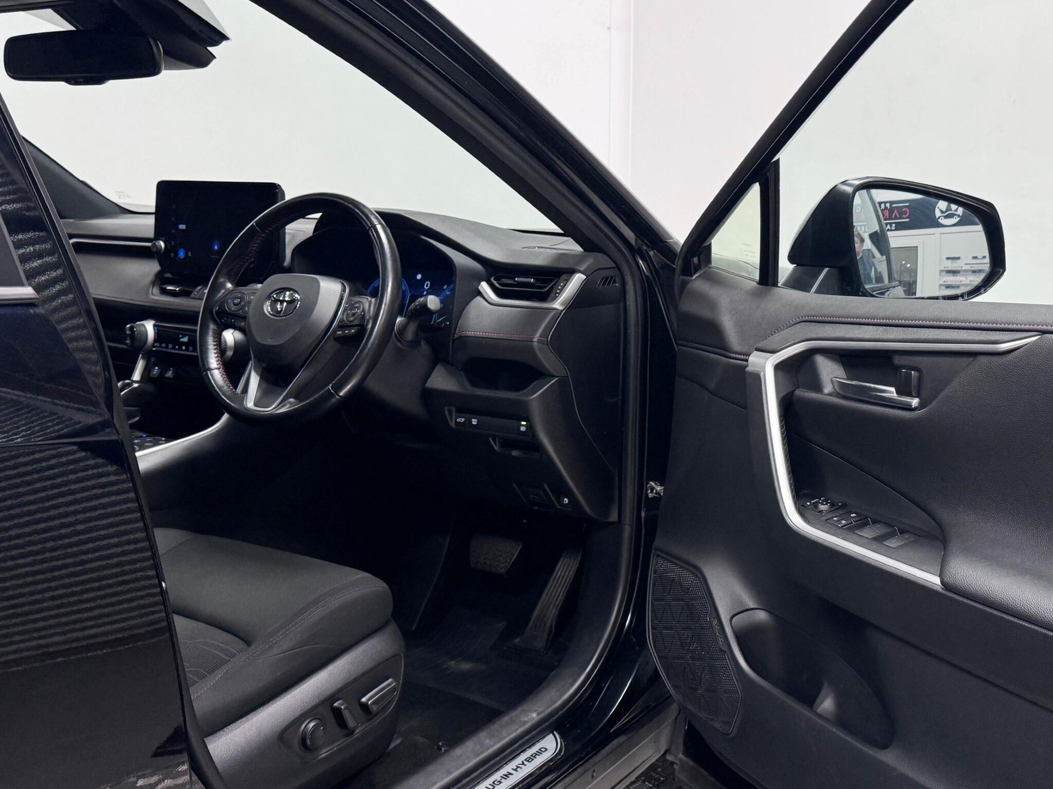 Toyota RAV4 view 24