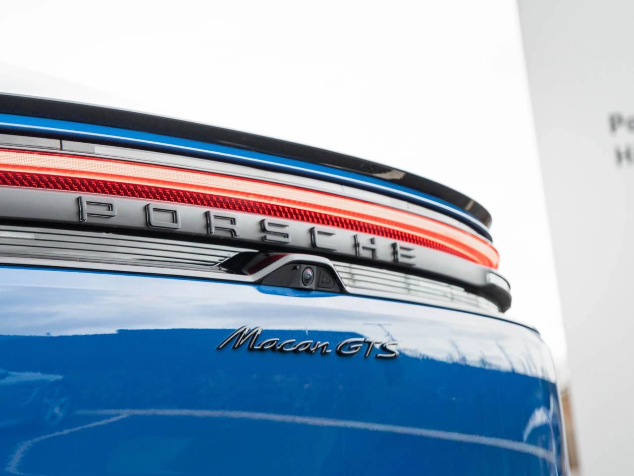 Porsche Macan view 50