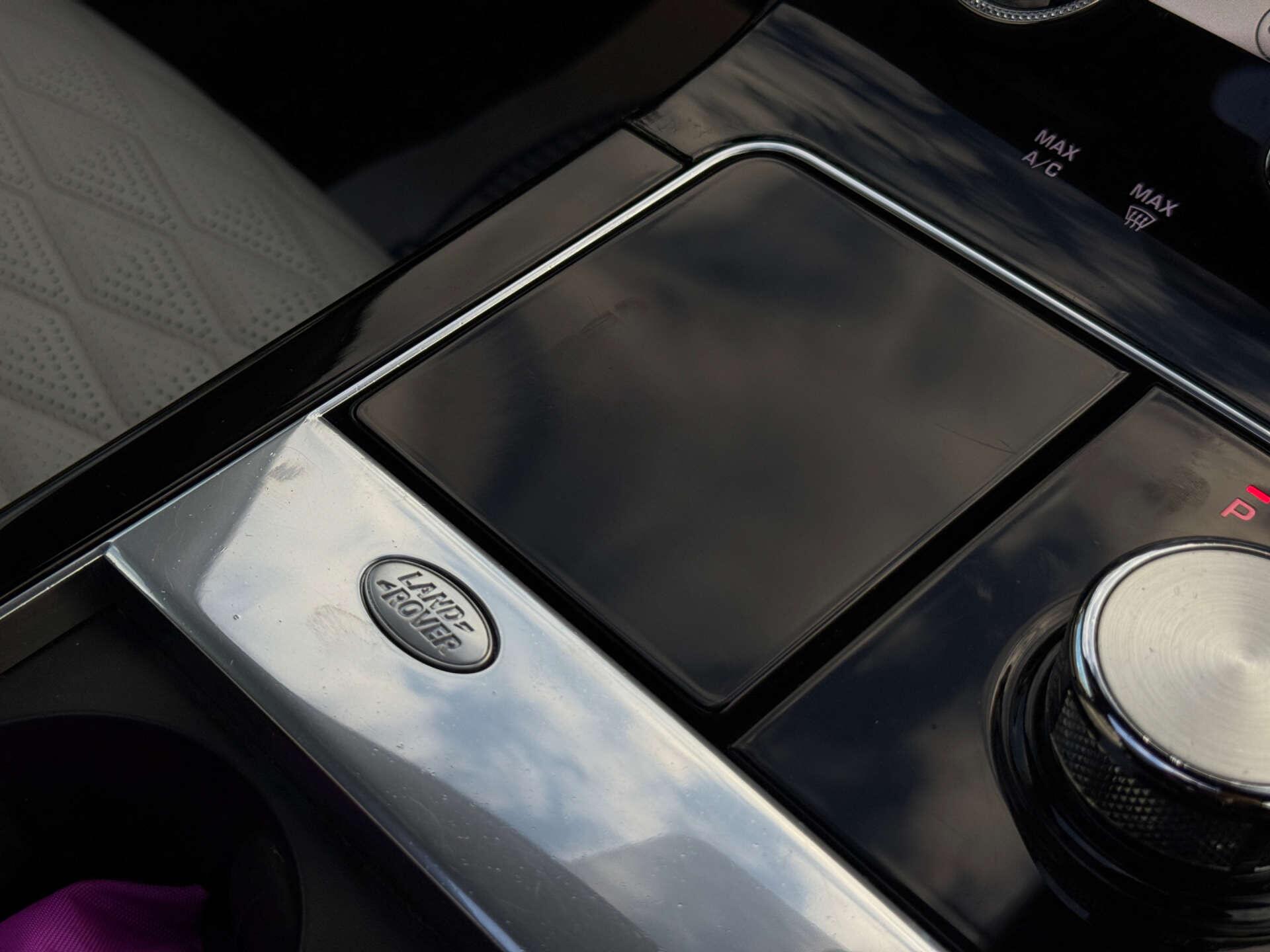 Land Rover Range Rover Velar view 62