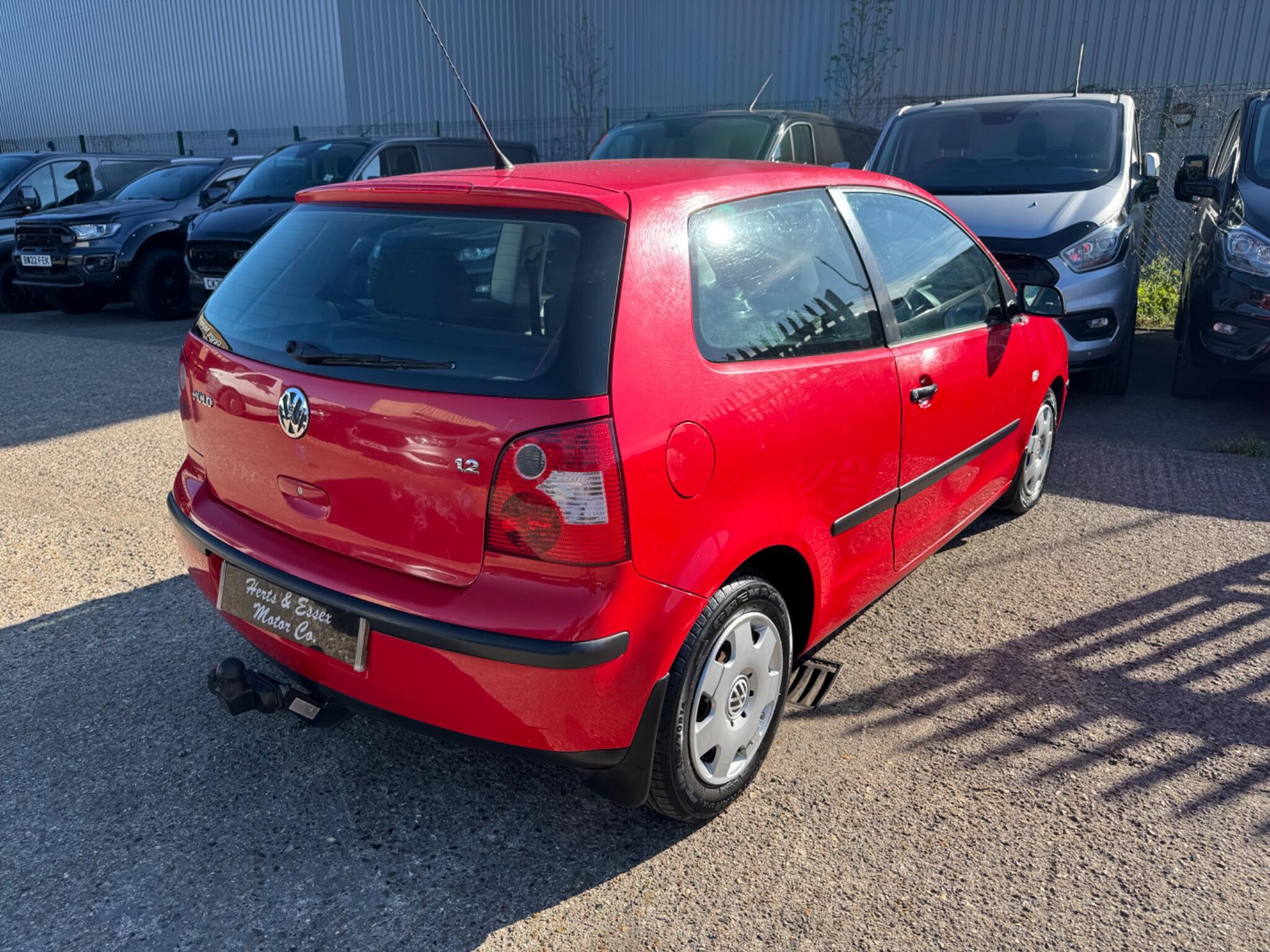 Volkswagen Polo view 11