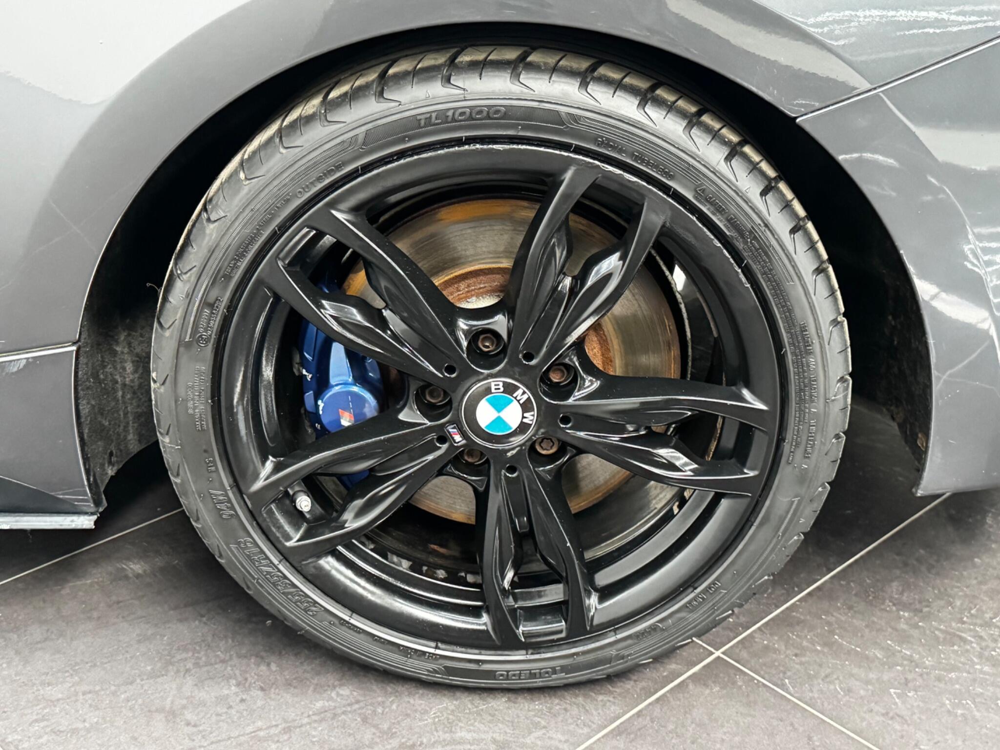 BMW 2 Series view 64