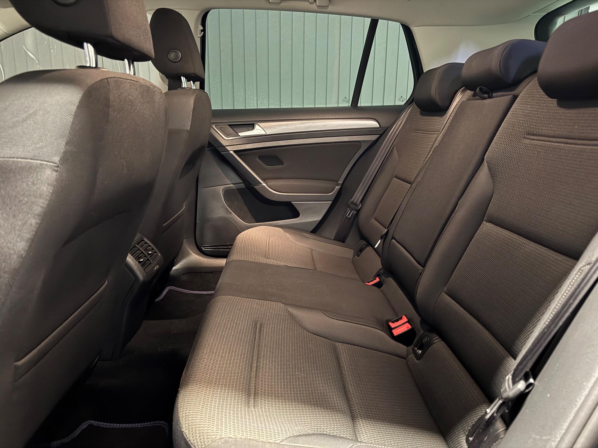 2019 Volkswagen Golf 1.0 TSI Match Euro 6 (s/s) 5dr • 87,000 miles image 24