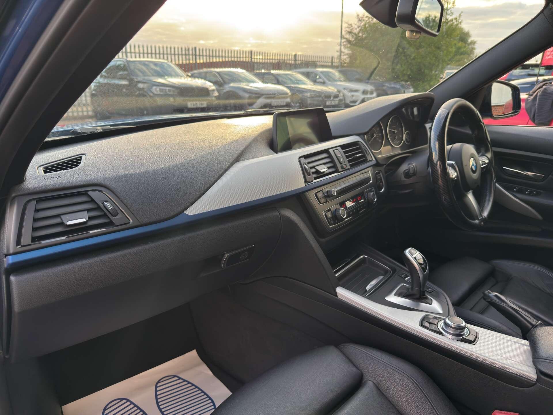 BMW 3 Series view 53