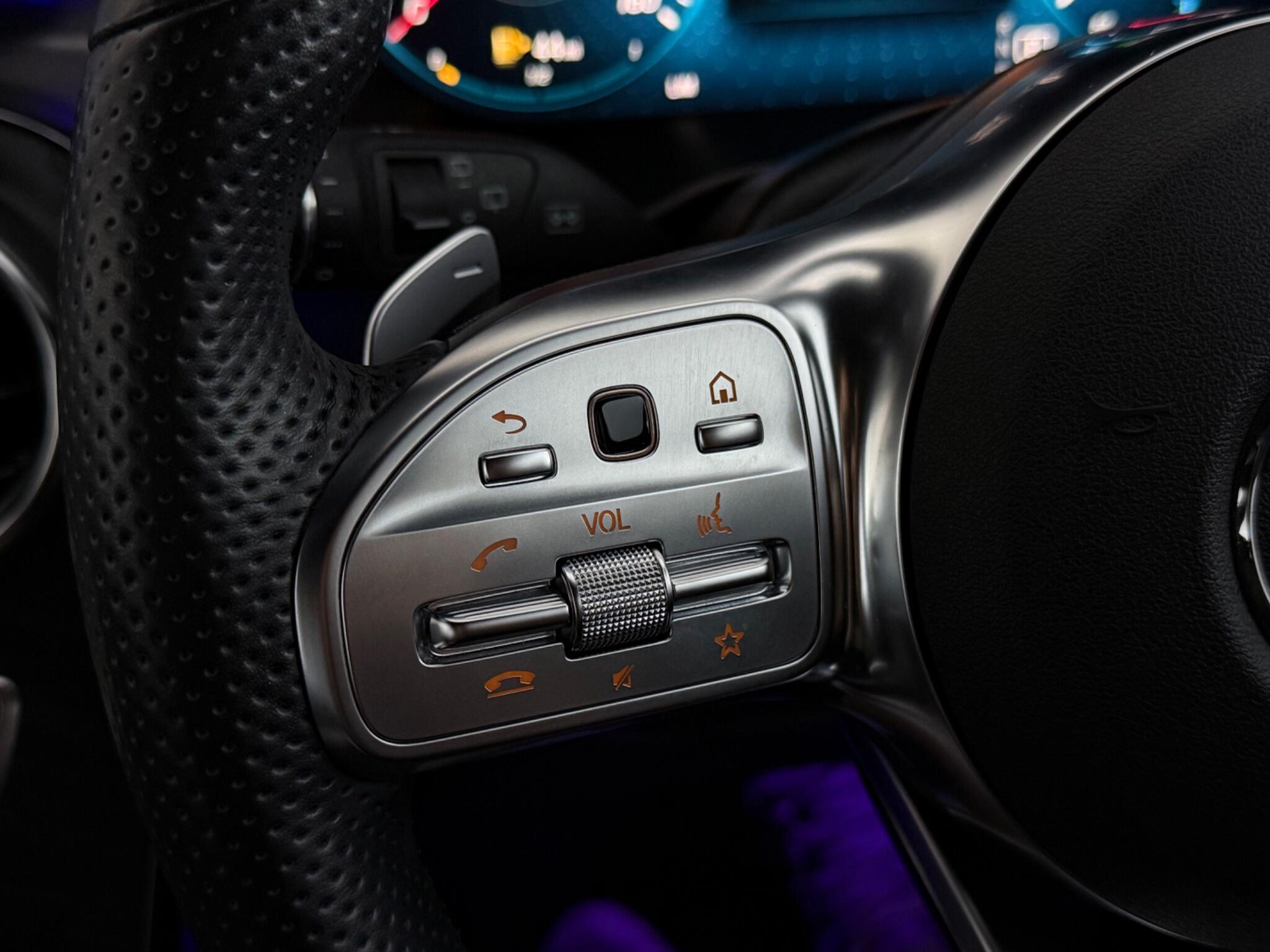 Mercedes-Benz GLC view 15