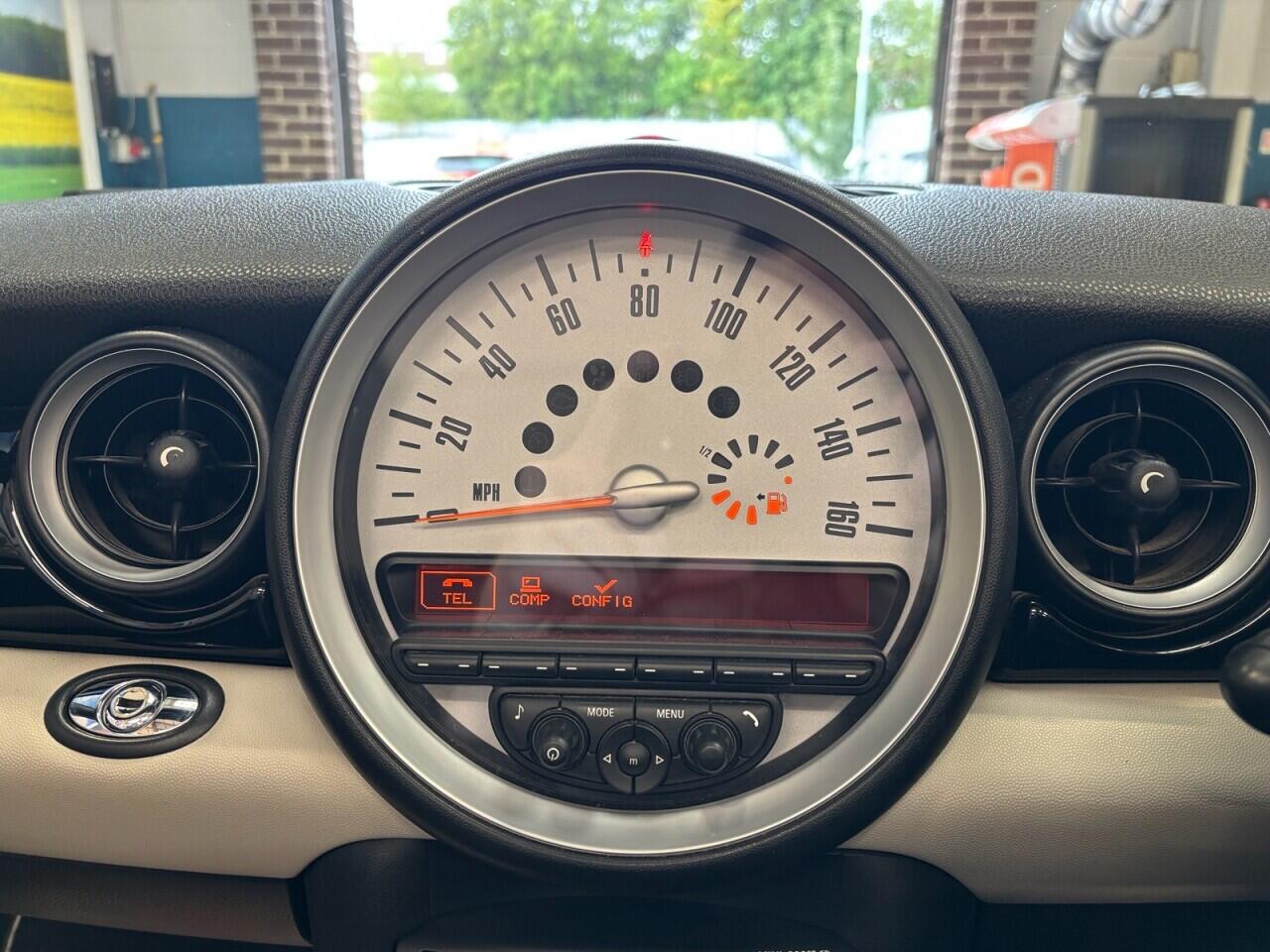 Mini Roadster view 25
