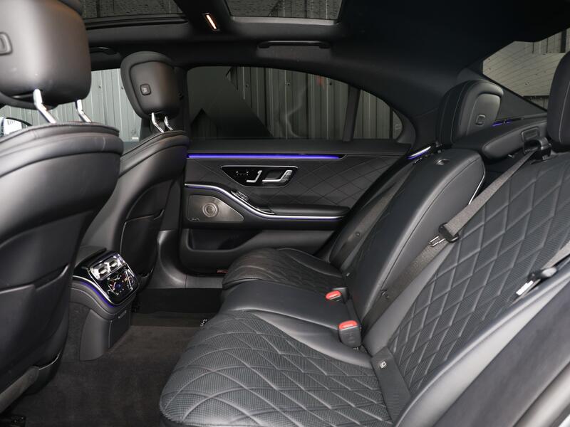 Mercedes-Benz S-Class view 6