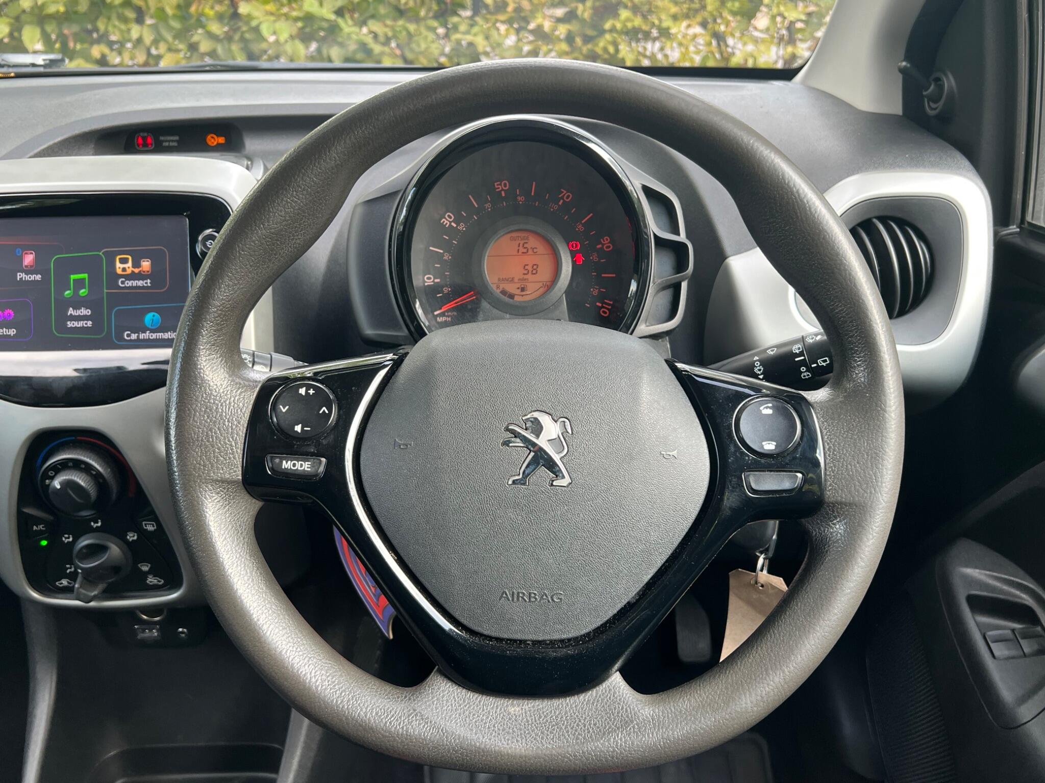 Peugeot 108 view 25