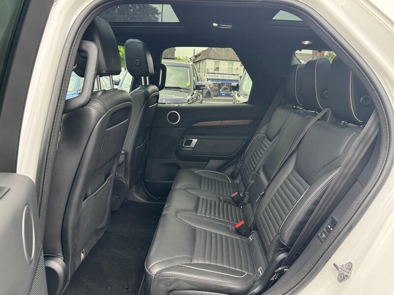 Land Rover Discovery view 59