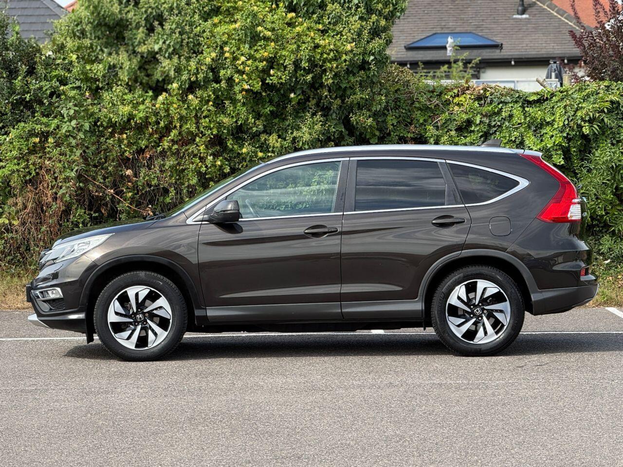 Honda CR-V view 4