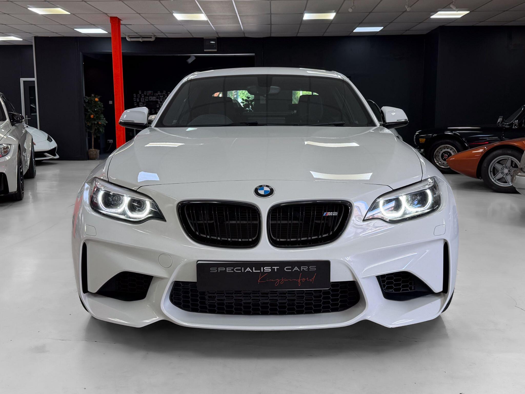 BMW M2 view 10