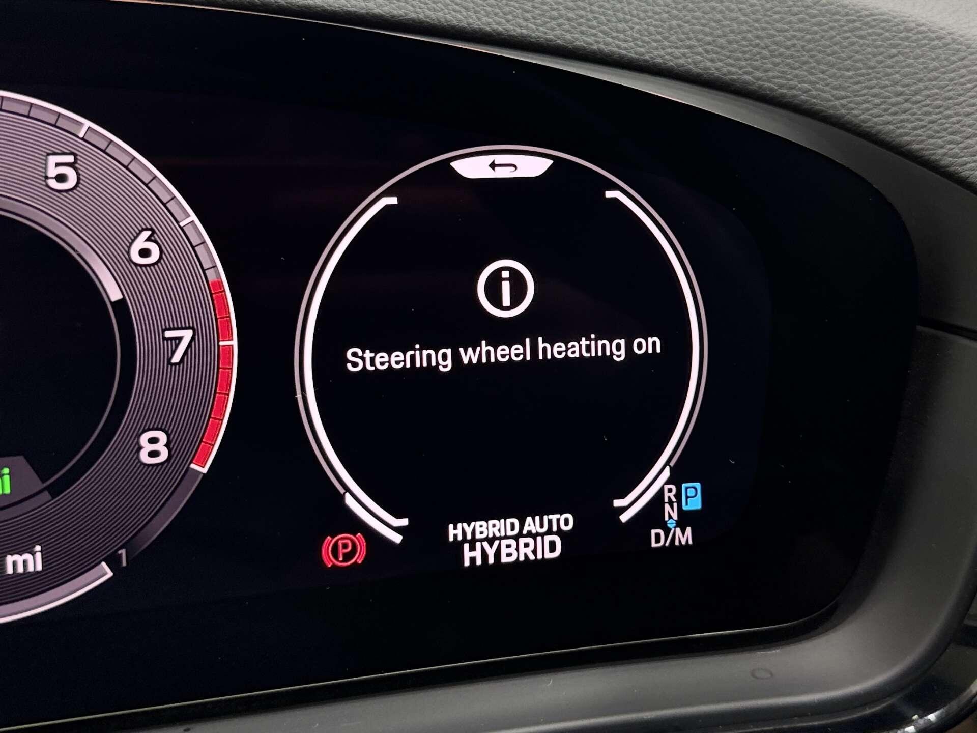 Porsche Cayenne view 22