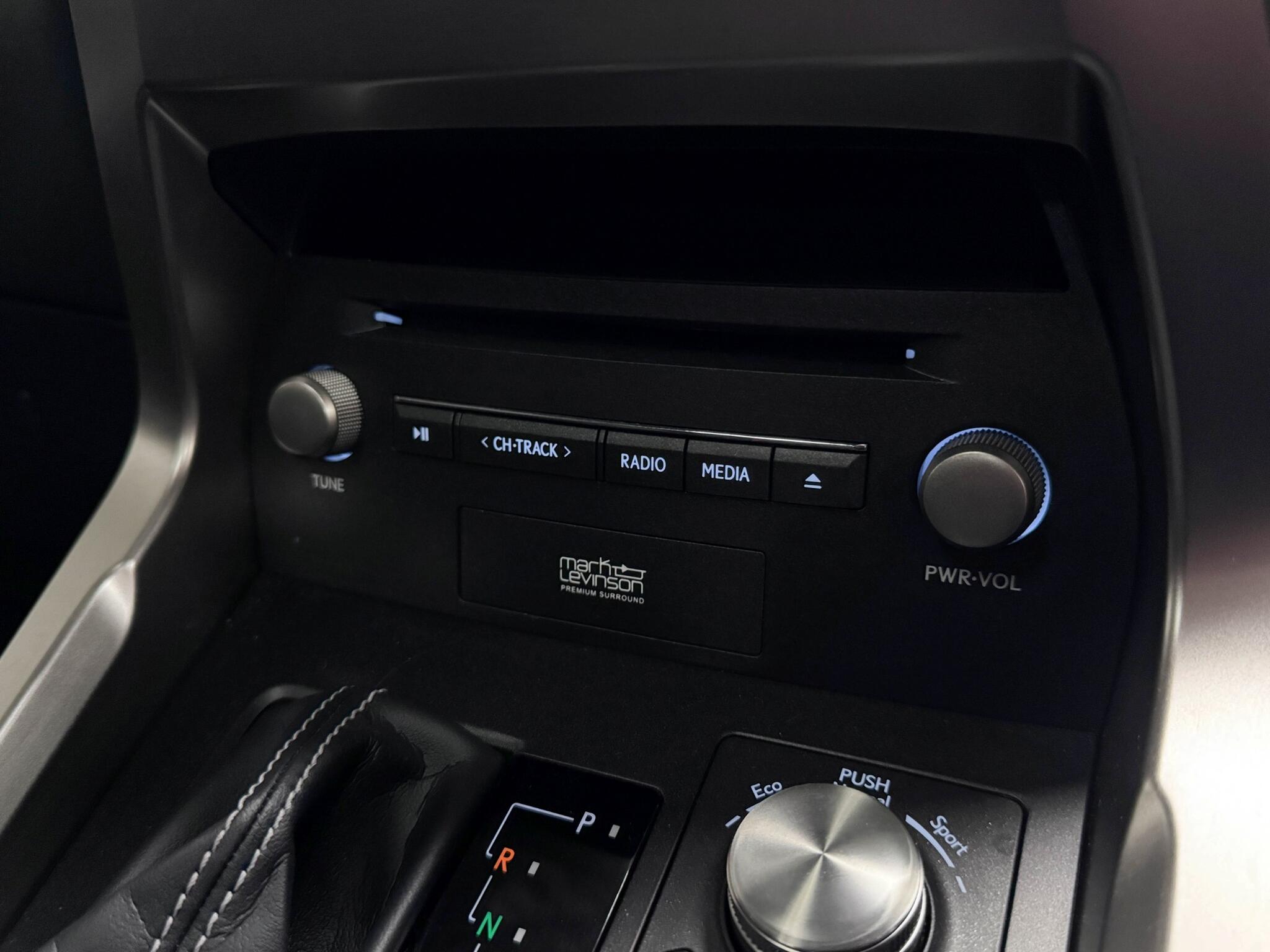 Lexus NX view 45