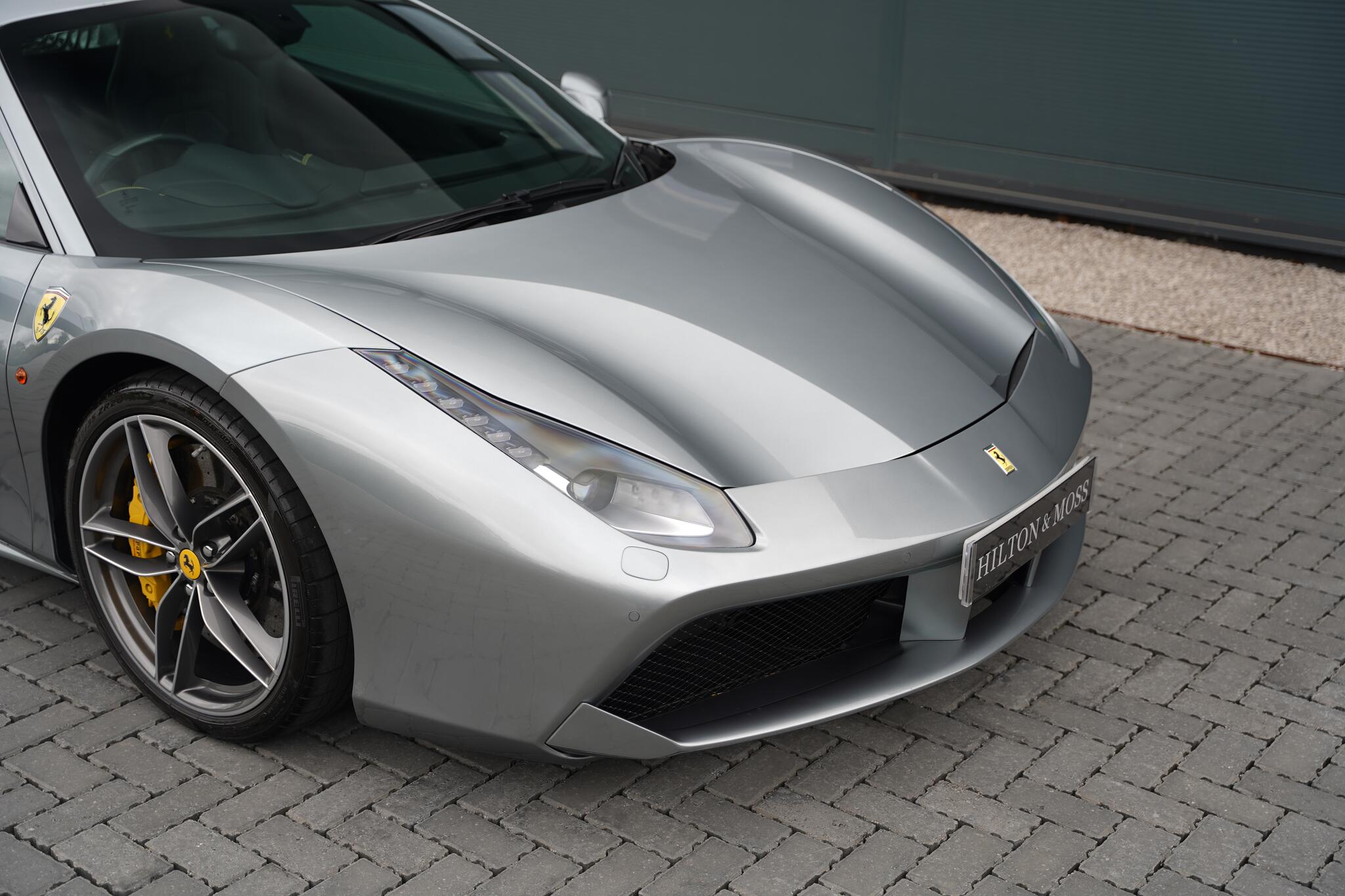 Ferrari 488 view 27